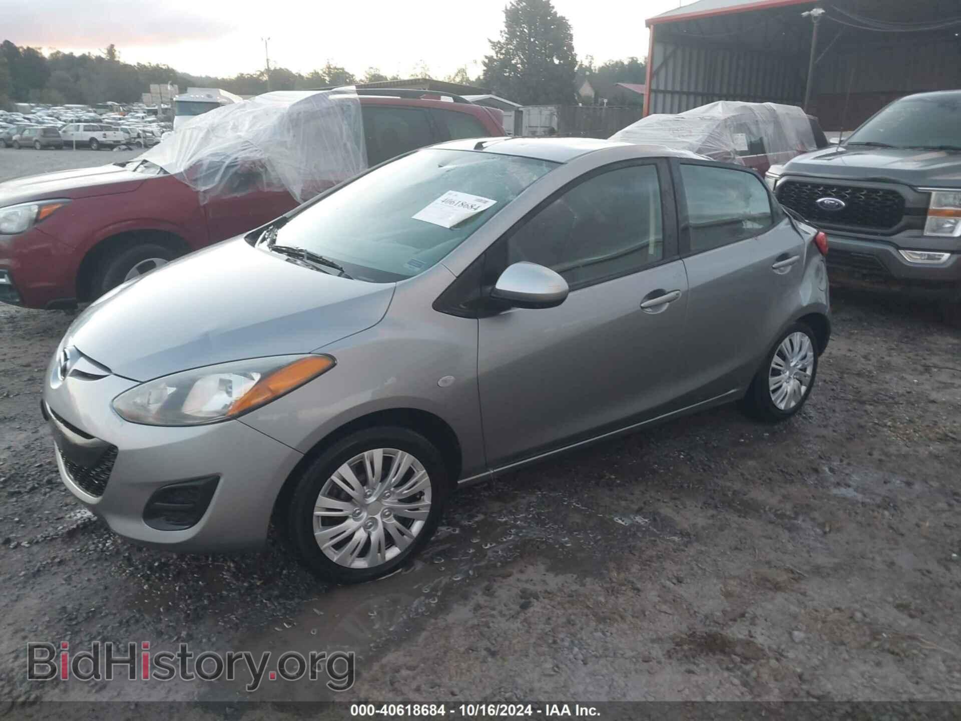 2013 MAZDA MAZDA2 - VIN: JM1DE1KYXD0169637 - Фото 2