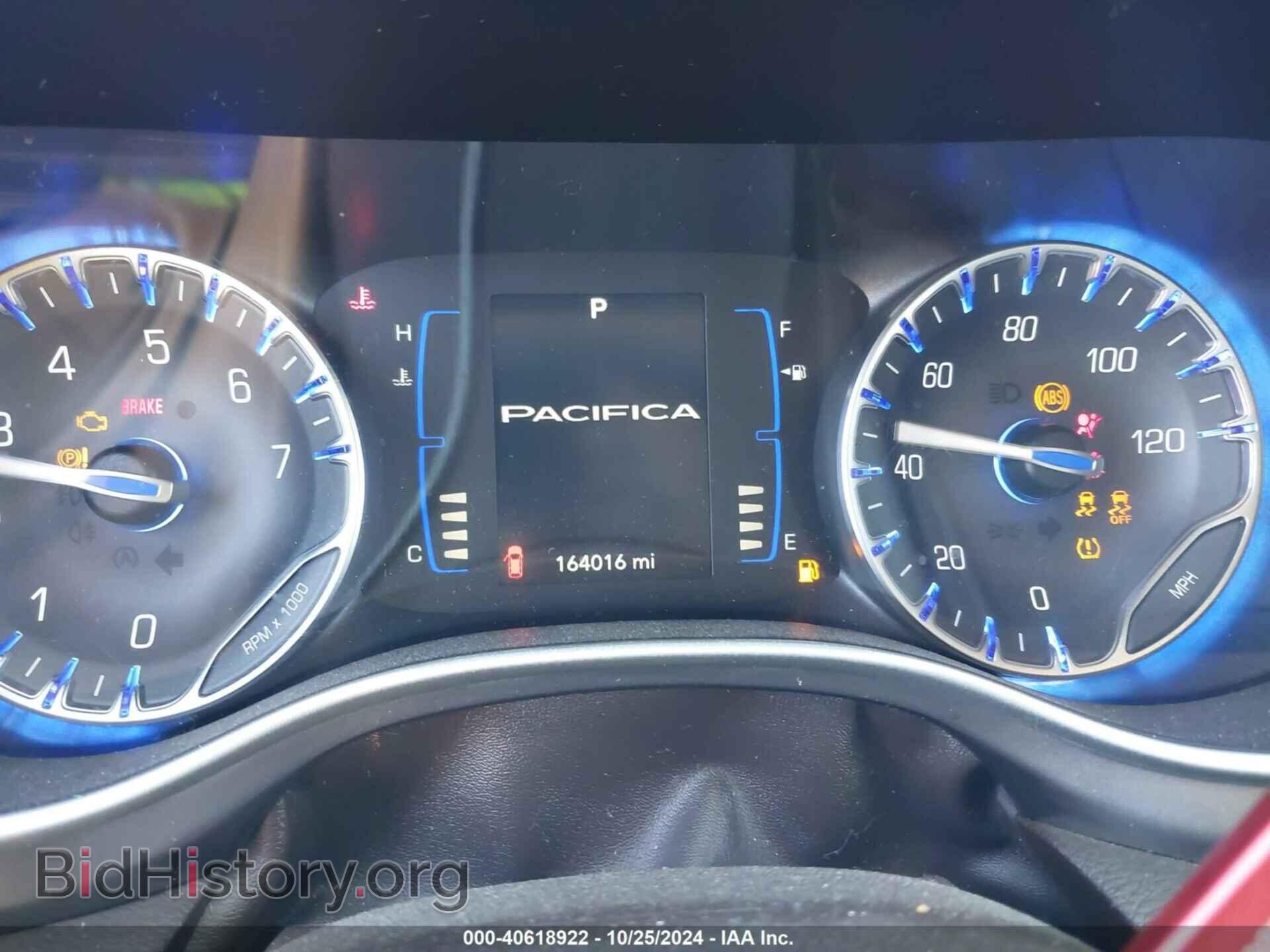 2018 CHRYSLER PACIFICA - VIN: 2C4RC1BG3JR114385 - Photo 7