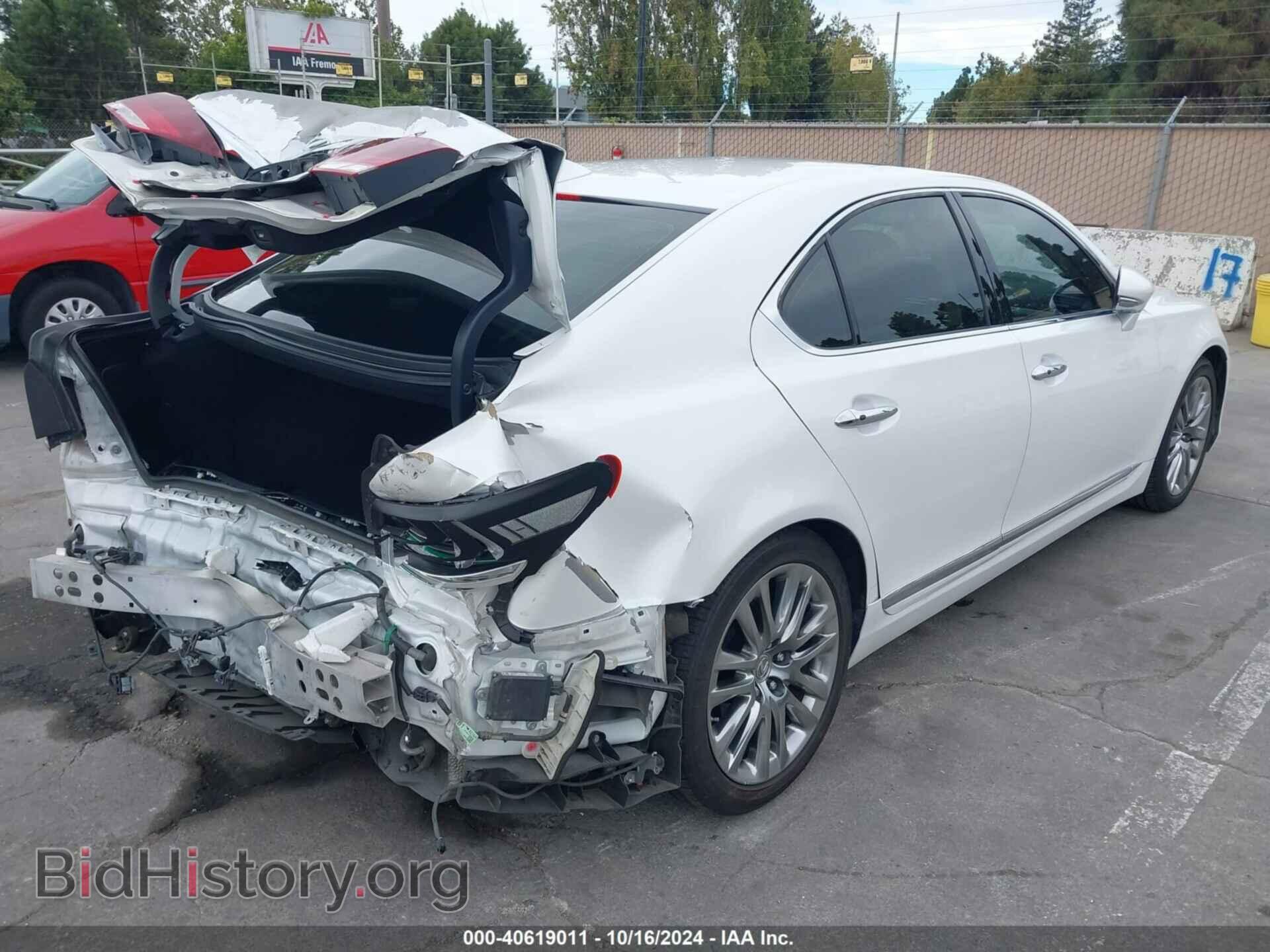 2017 LEXUS LS 460 - VIN: JTHBL5EF2H5144477 - Photo 4
