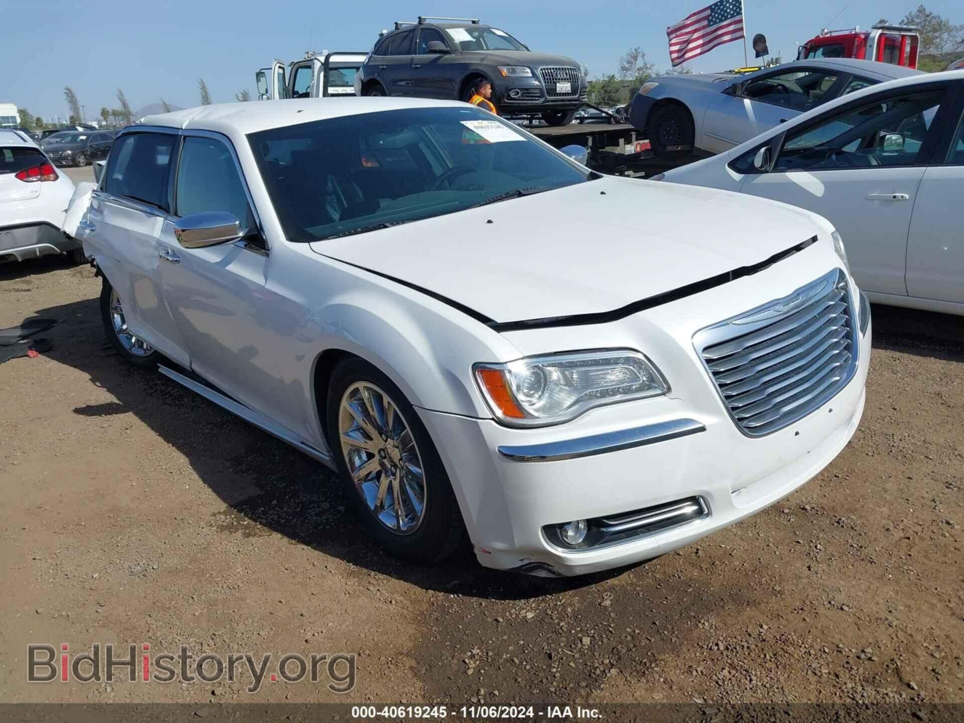 Фотография 2C3CCACG9CH274532 - CHRYSLER 300 2012