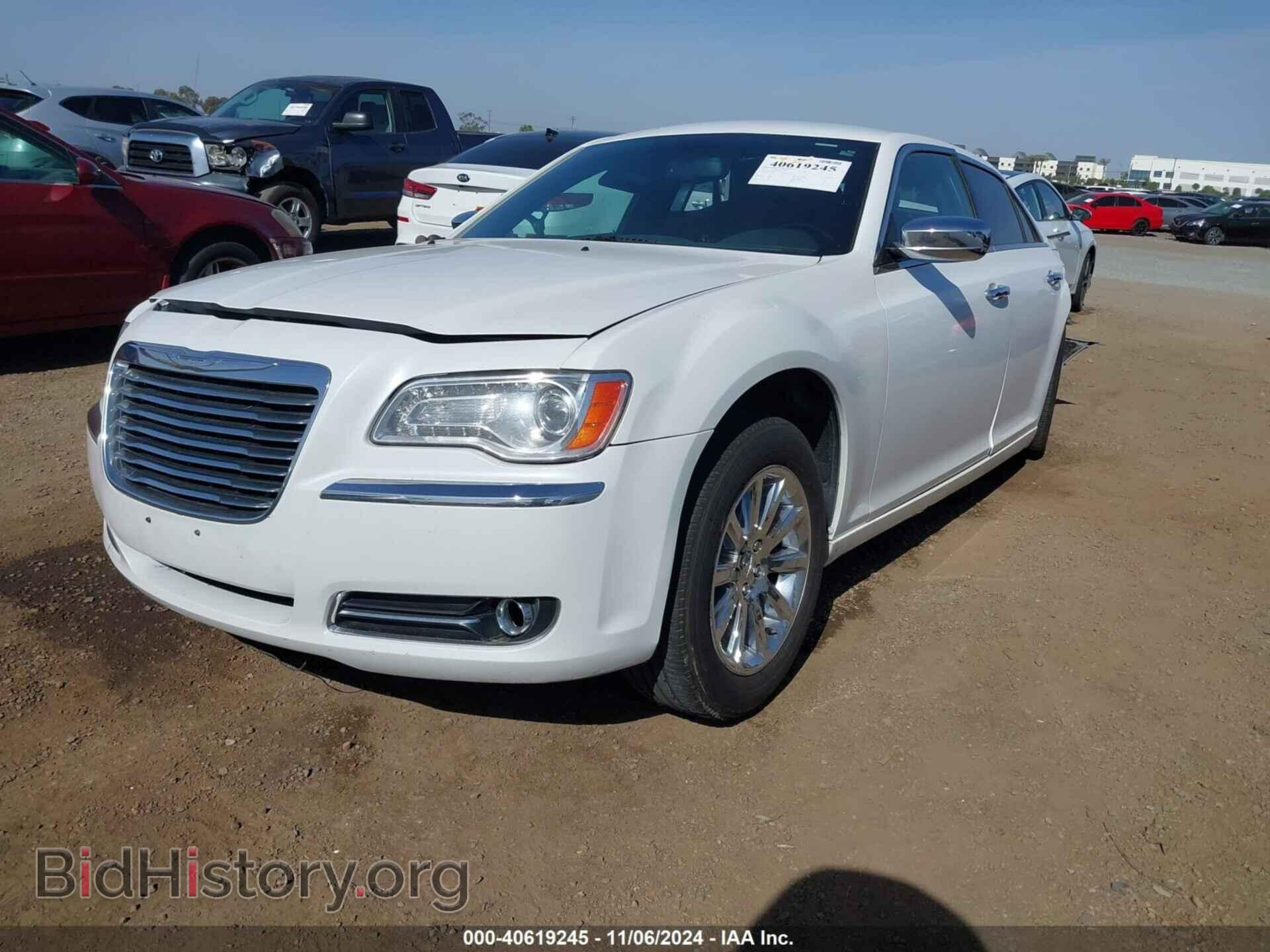 2012 CHRYSLER 300 - VIN: 2C3CCACG9CH274532 - Фото 2
