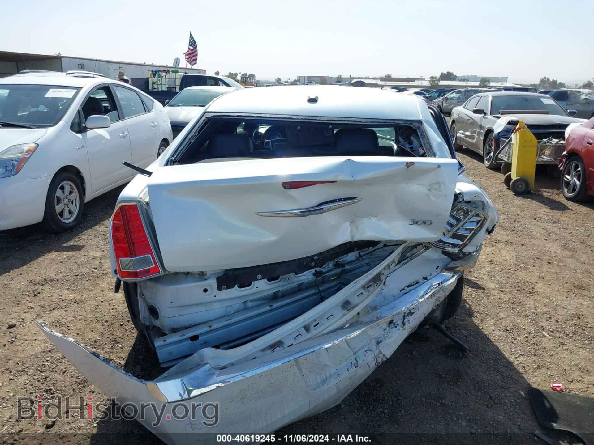 2012 CHRYSLER 300 - VIN: 2C3CCACG9CH274532 - Фото 16