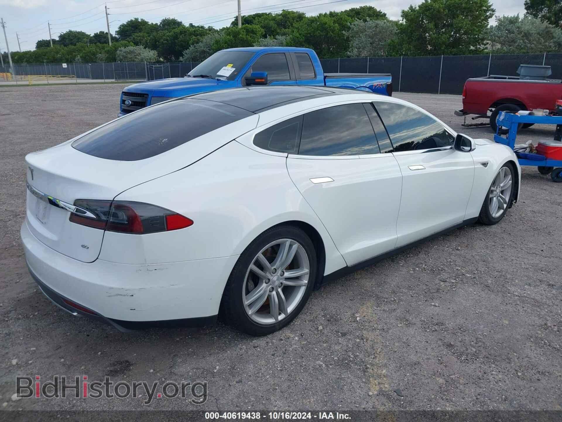 2014 TESLA MODEL S - VIN: 5YJSA1S18EFP33102 - Photo 4
