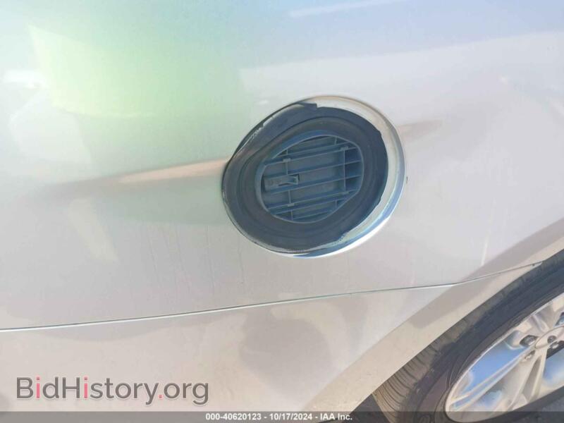 2013 Ford TAURUS (VIN 1FAHP2E82DG219960) — photo 6 of 17