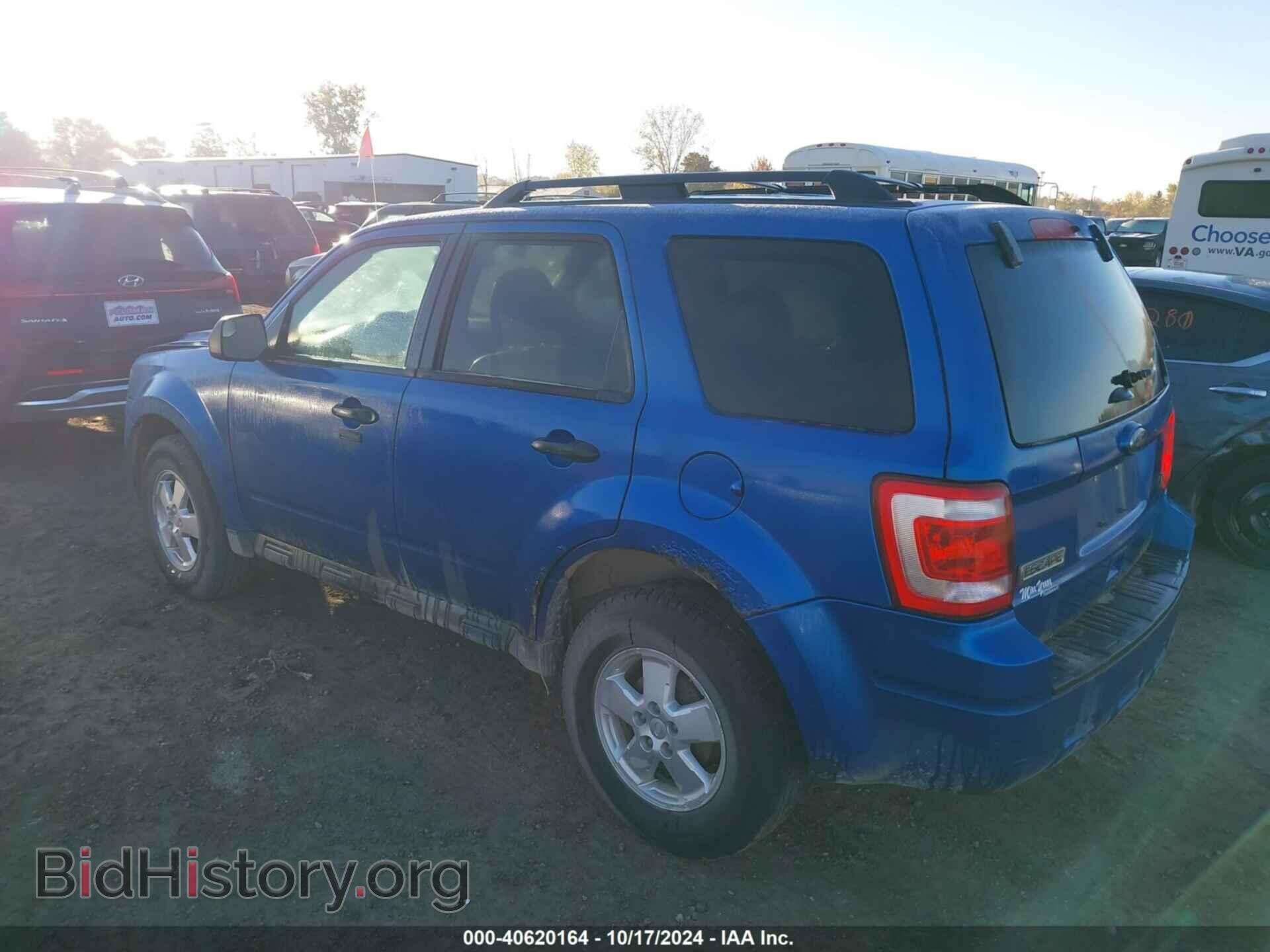 2011 FORD ESCAPE - VIN: 1FMCU9DG1BKC45440 - Фото 3