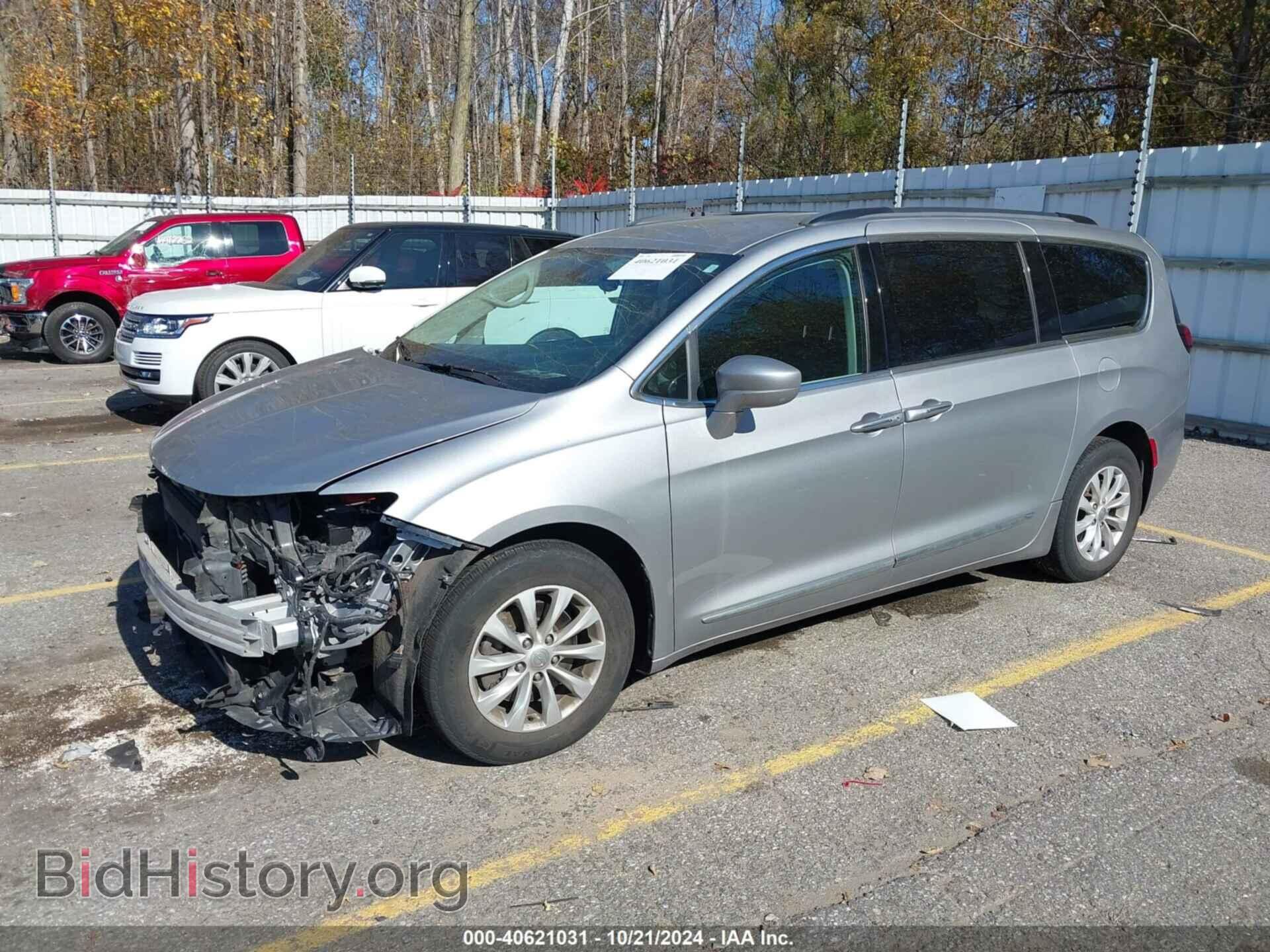 2017 CHRYSLER PACIFICA - VIN: 2C4RC1BG2HR702384 - Фото 2