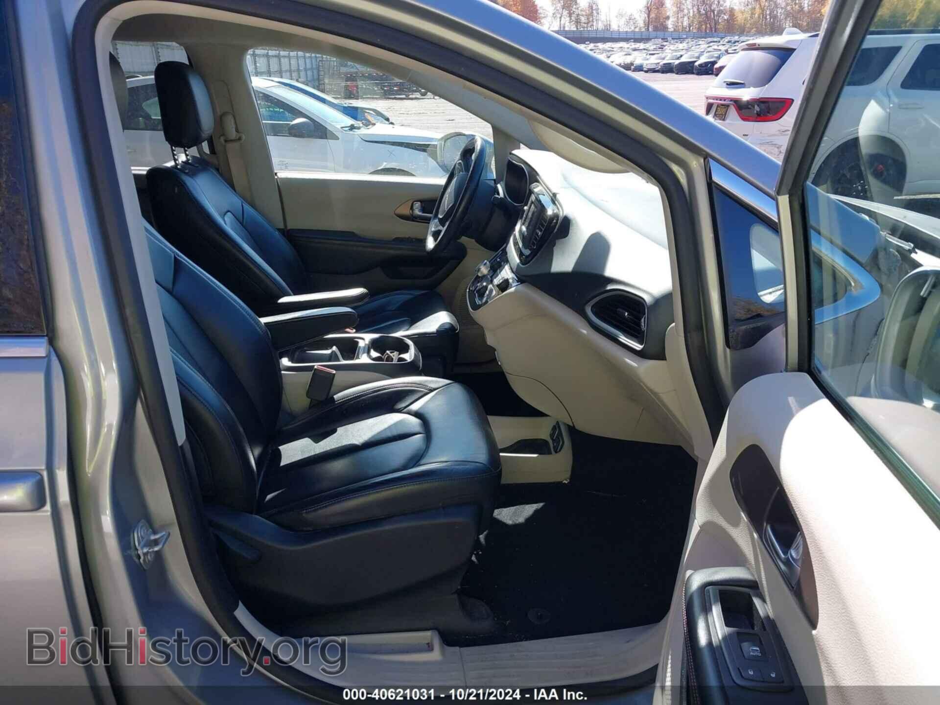 2017 CHRYSLER PACIFICA - VIN: 2C4RC1BG2HR702384 - Фото 5