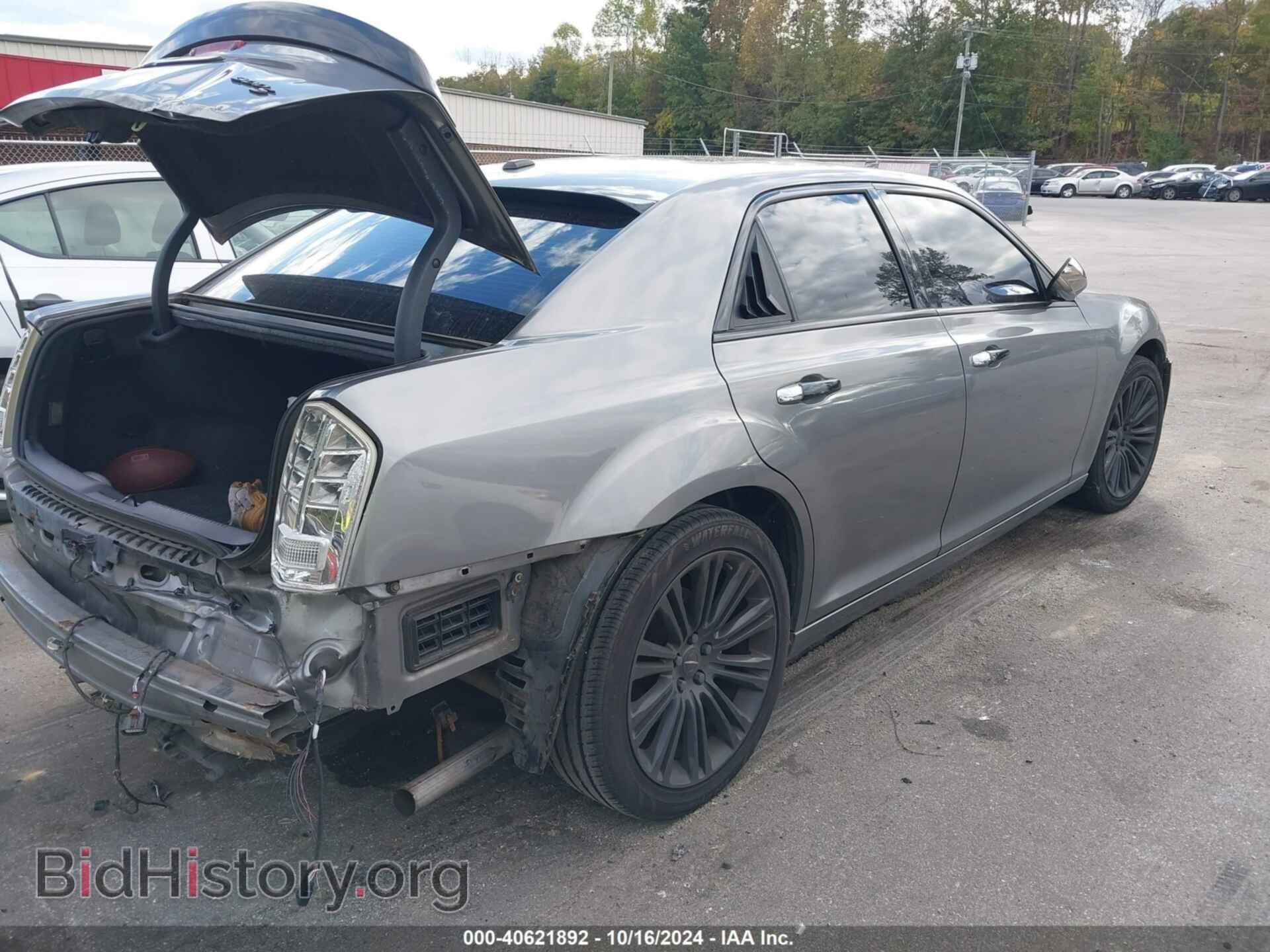2011 CHRYSLER 300C - VIN: 2C3CA6CT2BH580048 - Фото 4