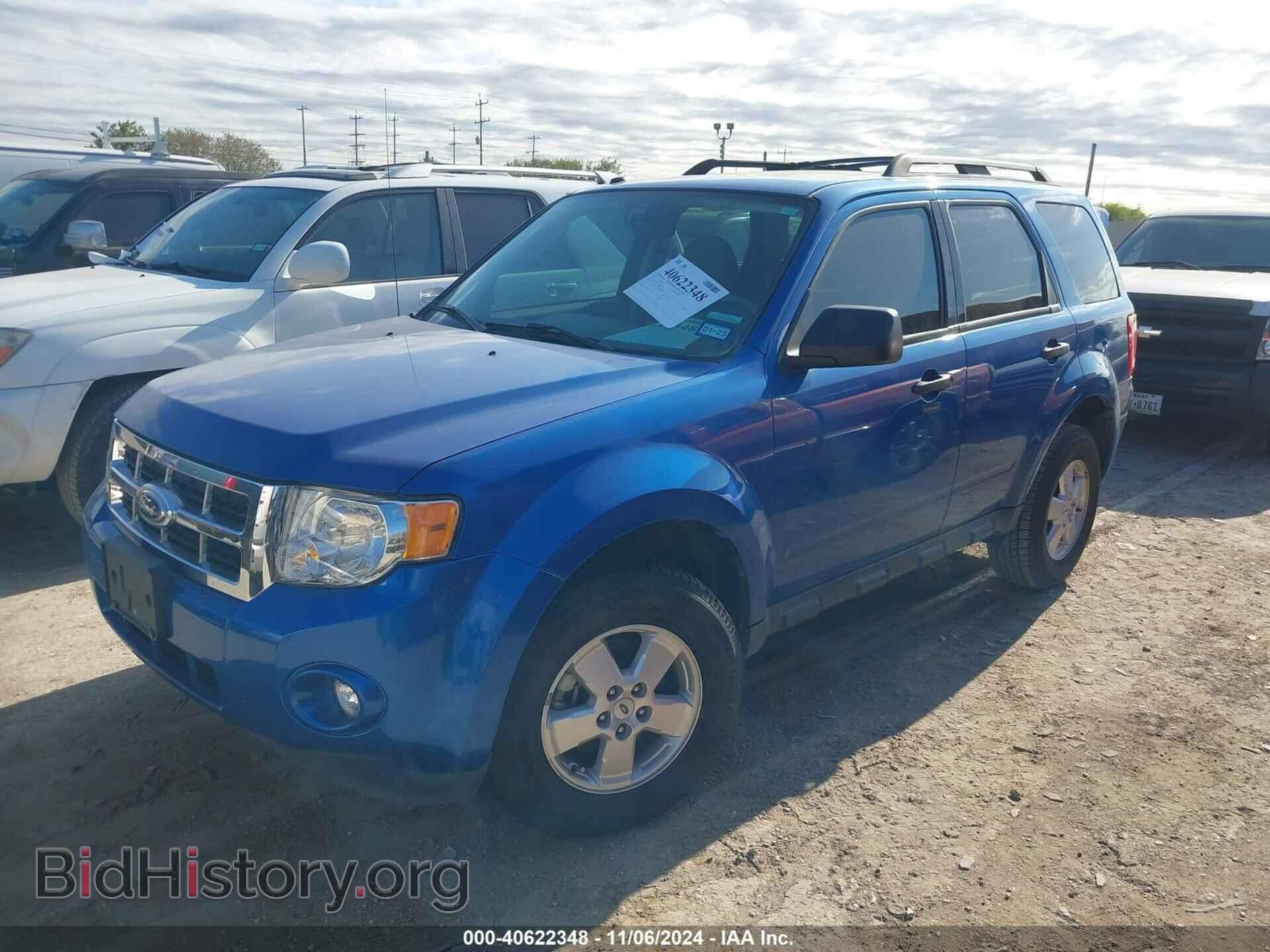 2011 FORD ESCAPE - VIN: 1FMCU0D79BKA74044 - Фото 2
