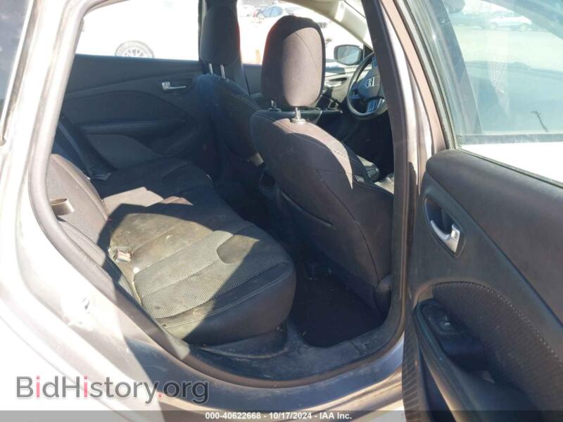 2015 Dodge DART (VIN 1C3CDFBB7FD128230) — photo 8 of 13
