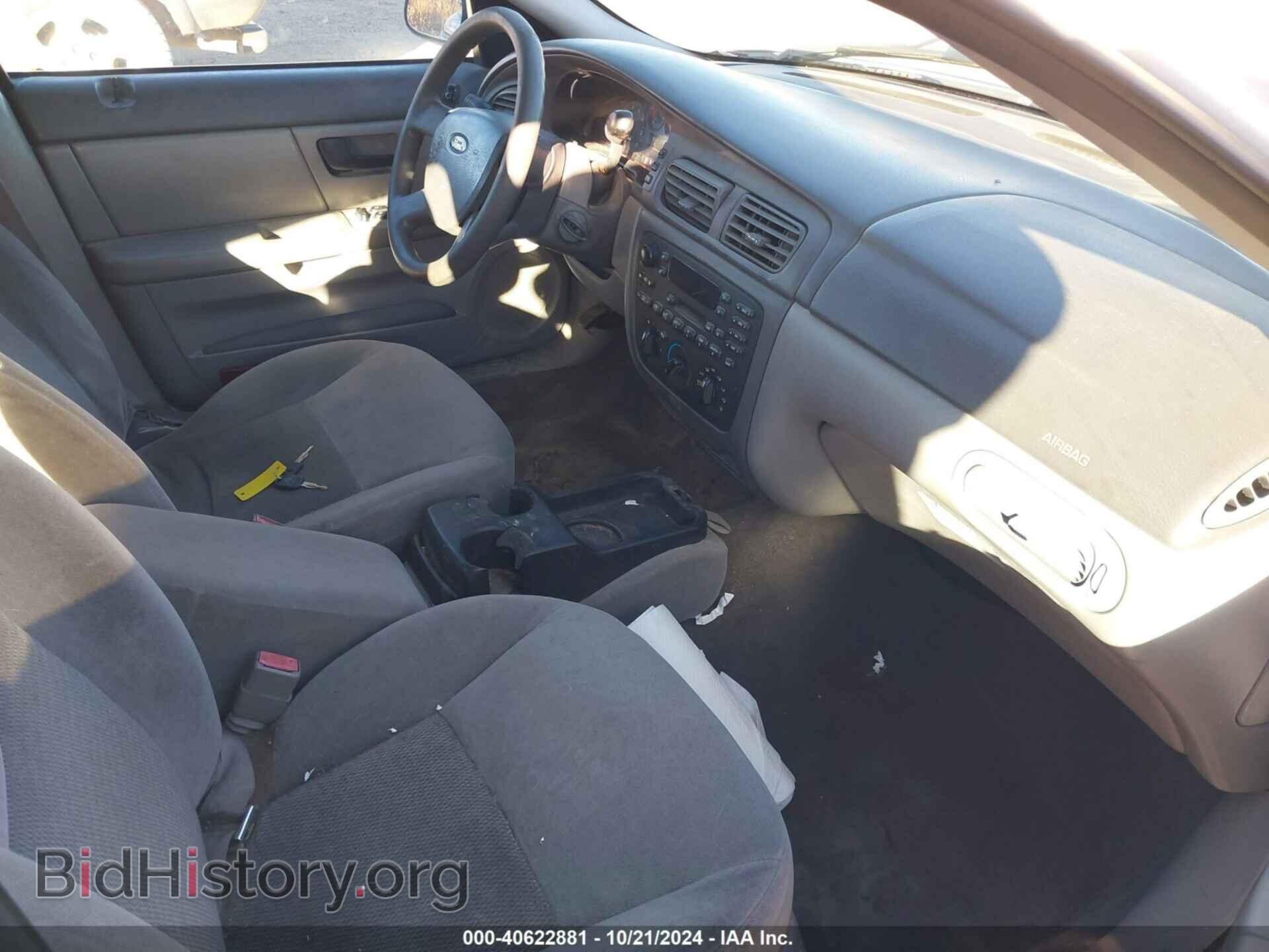 2005 FORD TAURUS - VIN: 1FAFP53U85A217143 - Фото 5
