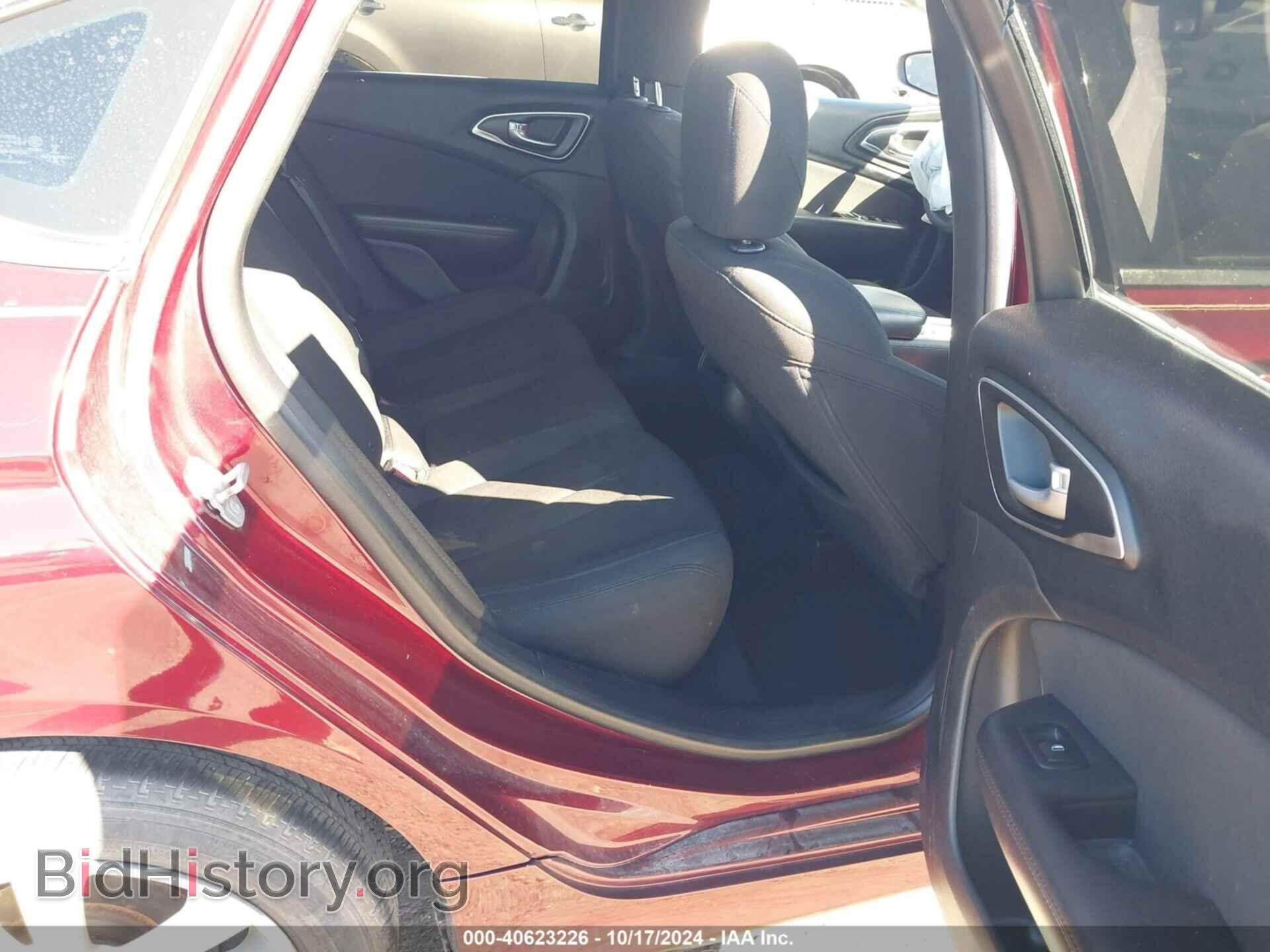 2016 CHRYSLER 200 - VIN: 1C3CCCAB7GN120935 - Фото 8