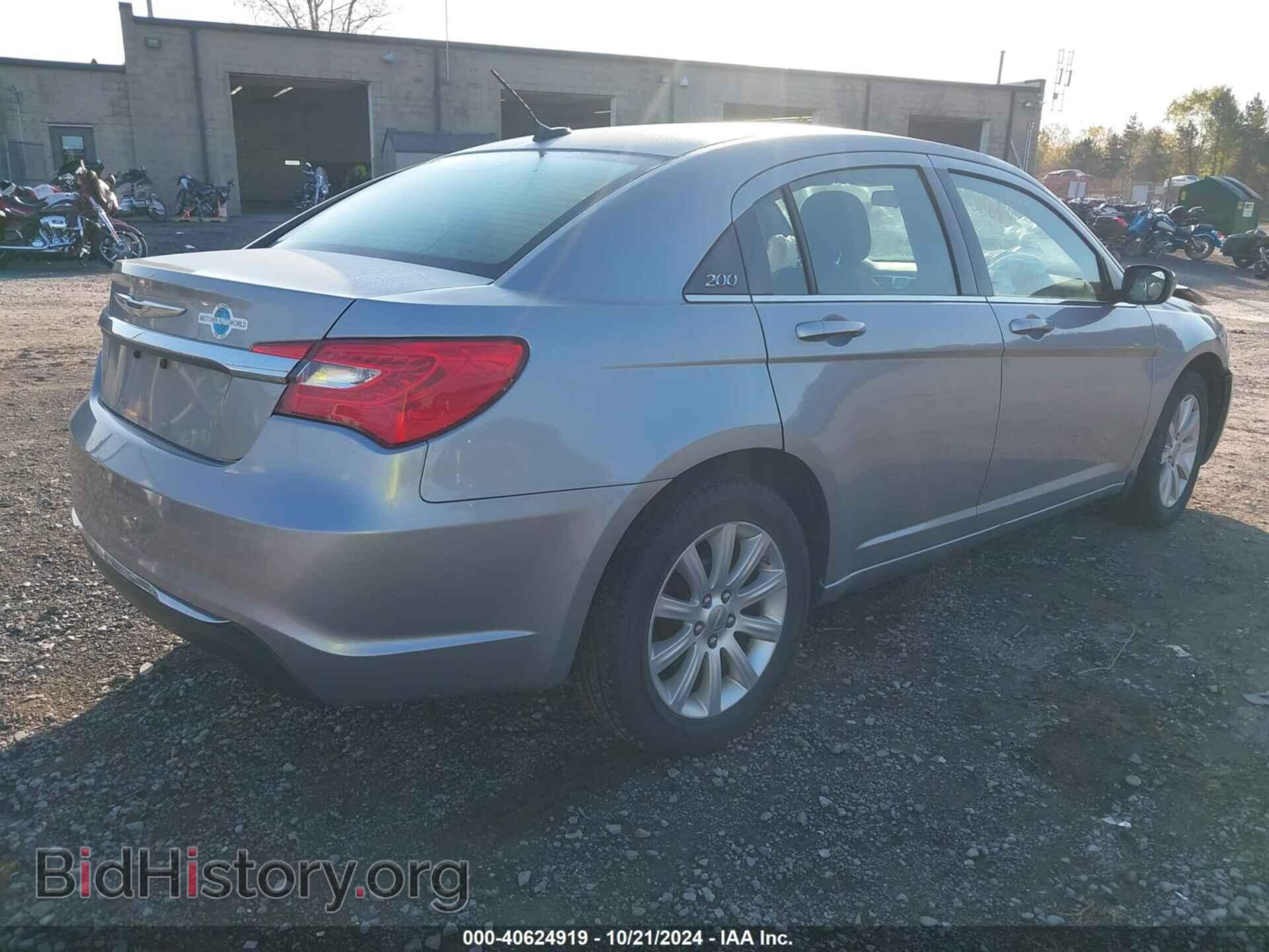 2013 CHRYSLER 200 - VIN: 1C3CCBBB7DN764066 - Фото 4