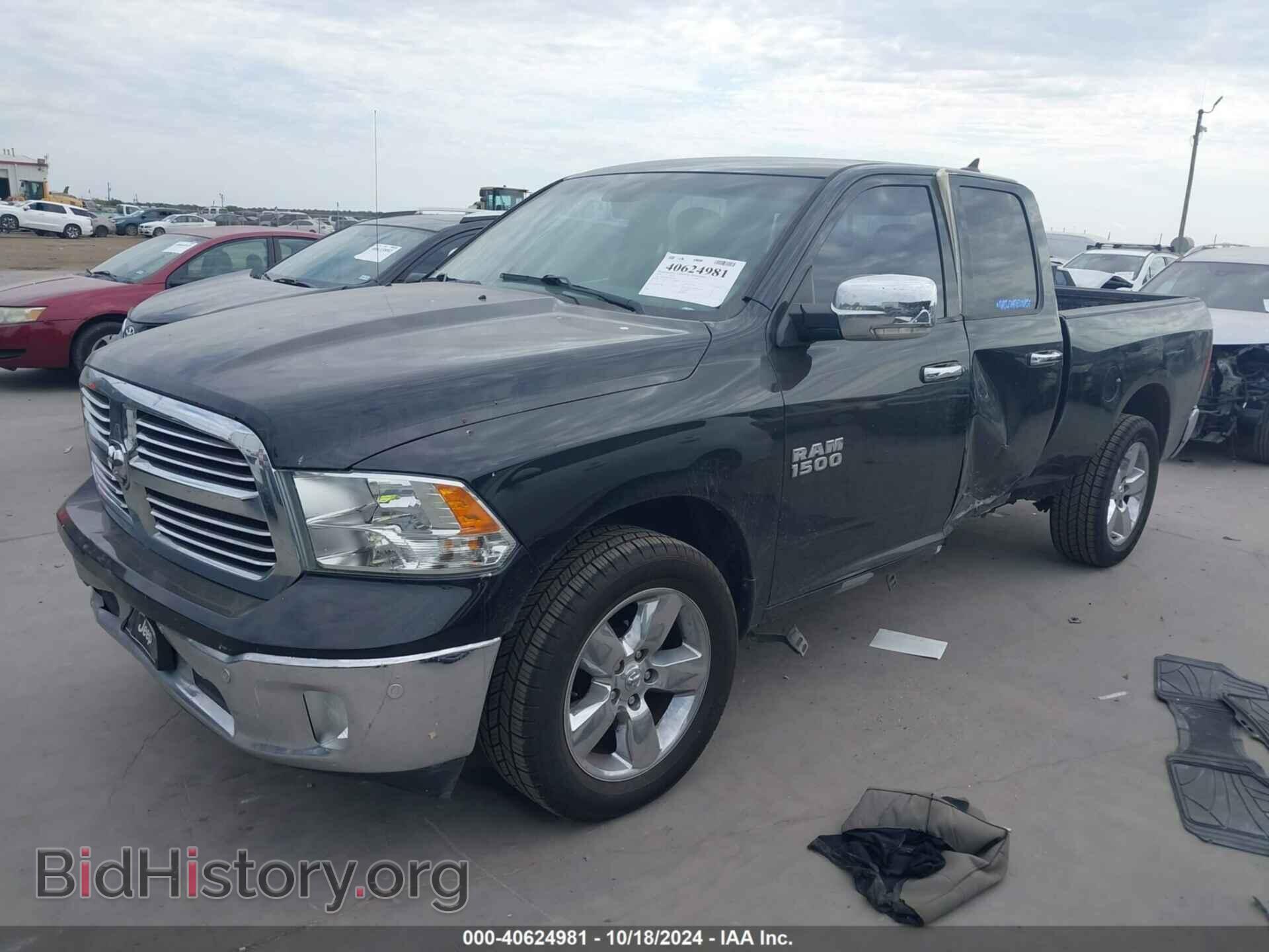 2018 RAM 1500 - VIN: 1C6RR6GG7JS195904 - Фото 2
