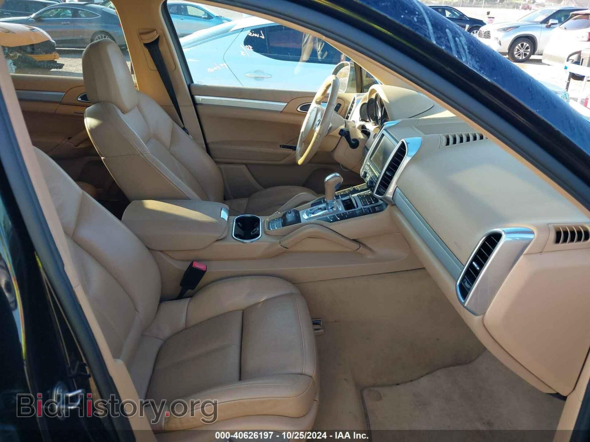2011 PORSCHE CAYENNE - VIN: WP1AB2A27BLA52283 - Photo 5