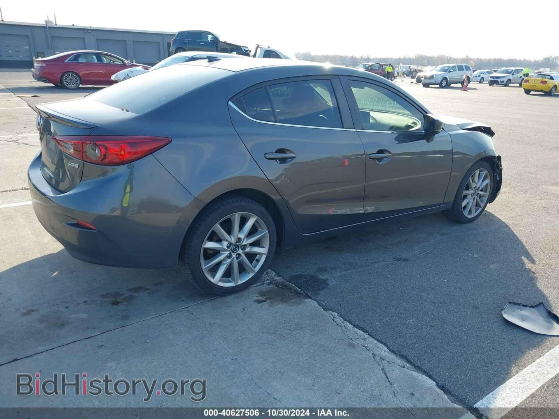 2017 MAZDA MAZDA3 - VIN: 3MZBN1V78HM124352 - Фото 4