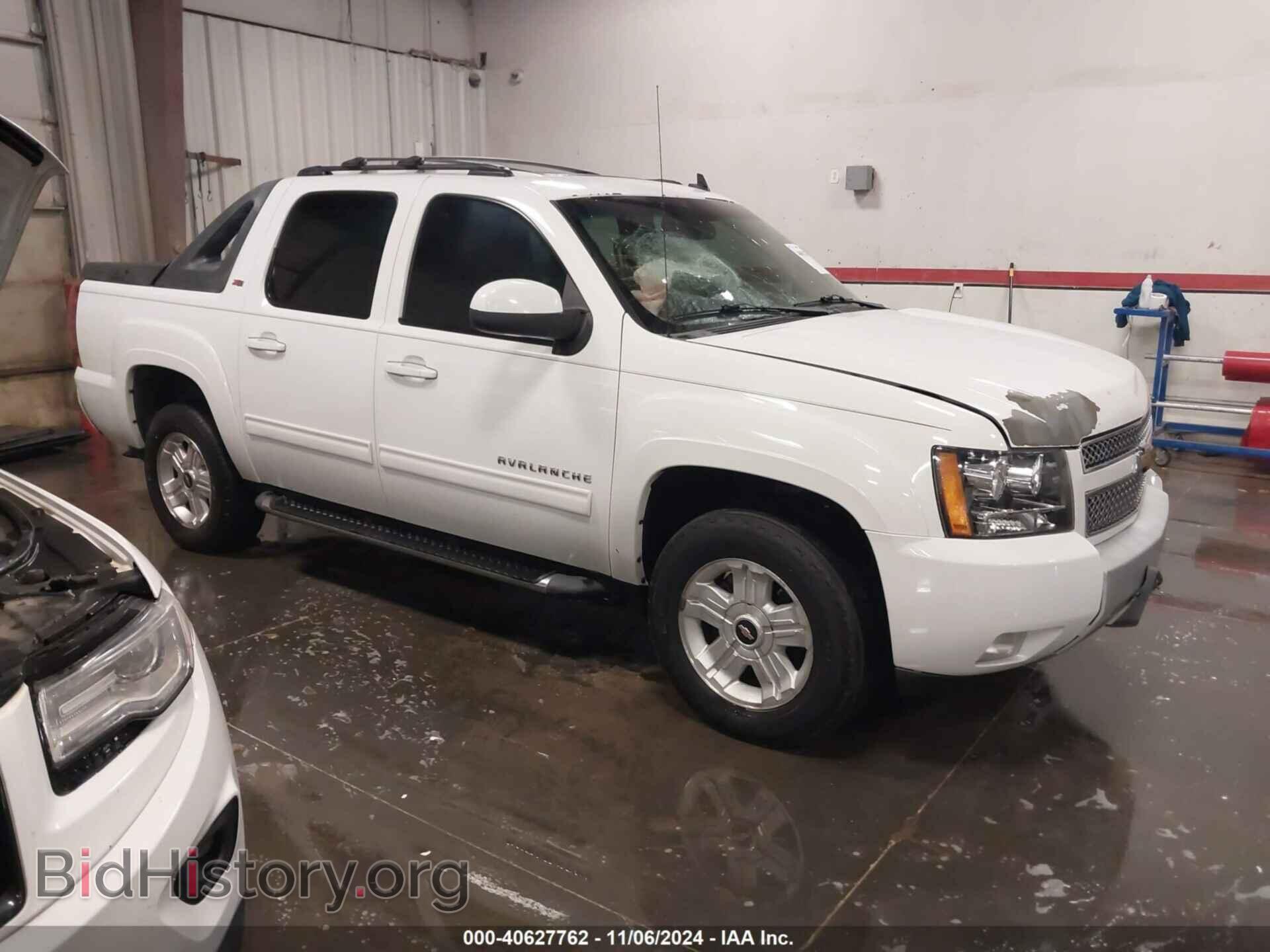 Фотография 3GNTKFE36BG191412 - CHEVROLET AVALANCHE 1500 2011