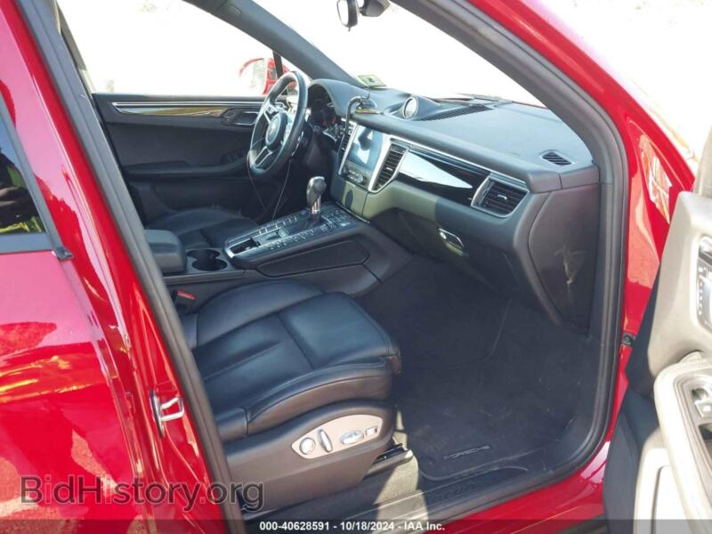 2018 Porsche MACAN (VIN WP1AA2A59JLB16593) — photo 5 of 16