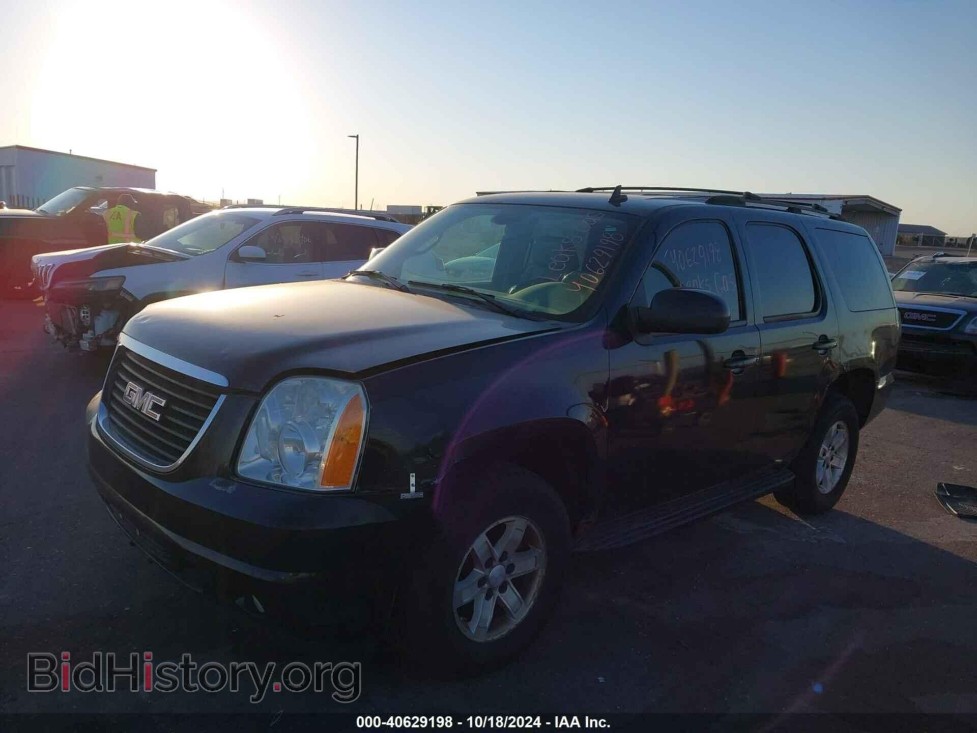 2007 GMC YUKON - VIN: 1GKFK13097J107630 - Фото 2