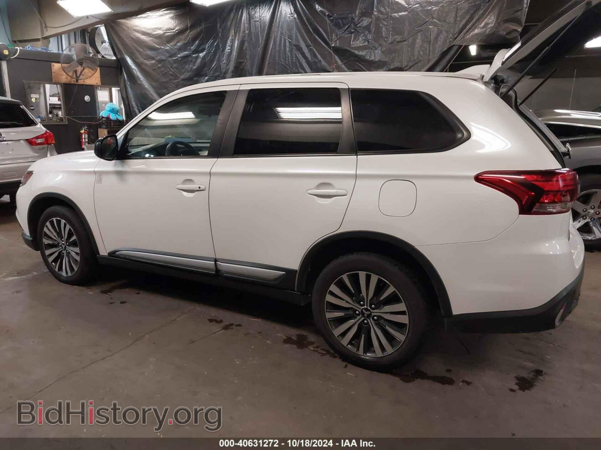 2020 MITSUBISHI OUTLANDER - VIN: JA4AD2A32LZ042080 - Фото 3