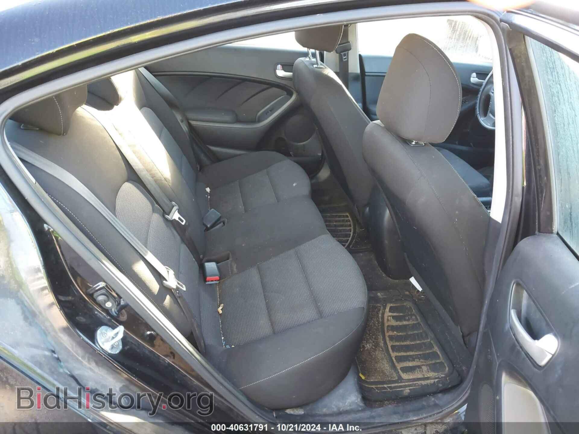 2017 KIA FORTE - VIN: 3KPFK4A75HE083323 - Фото 8