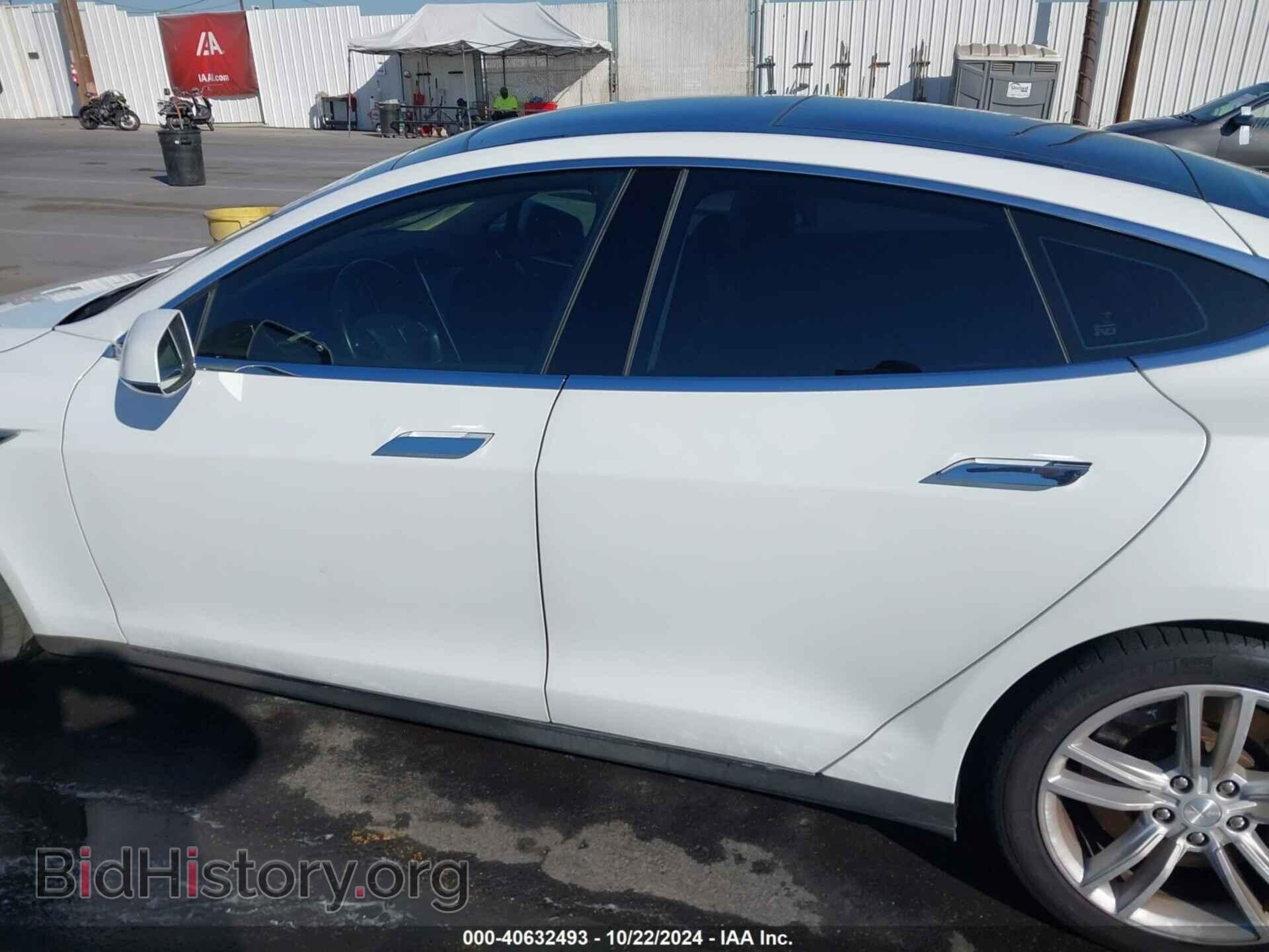 2014 TESLA MODEL S - VIN: 5YJSA1H19EFP56296 - Фото 14