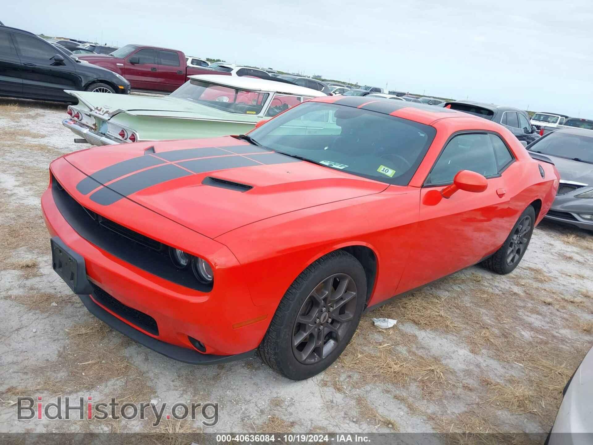 2018 DODGE CHALLENGER - VIN: 2C3CDZGG5JH245225 - Фото 2