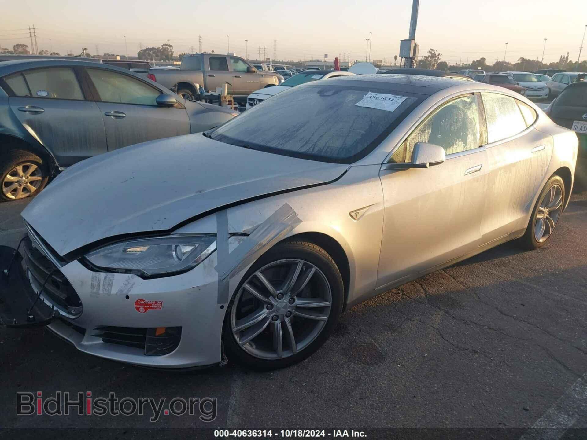 2015 TESLA MODEL S - VIN: 5YJSA1E27FF114657 - Фото 2