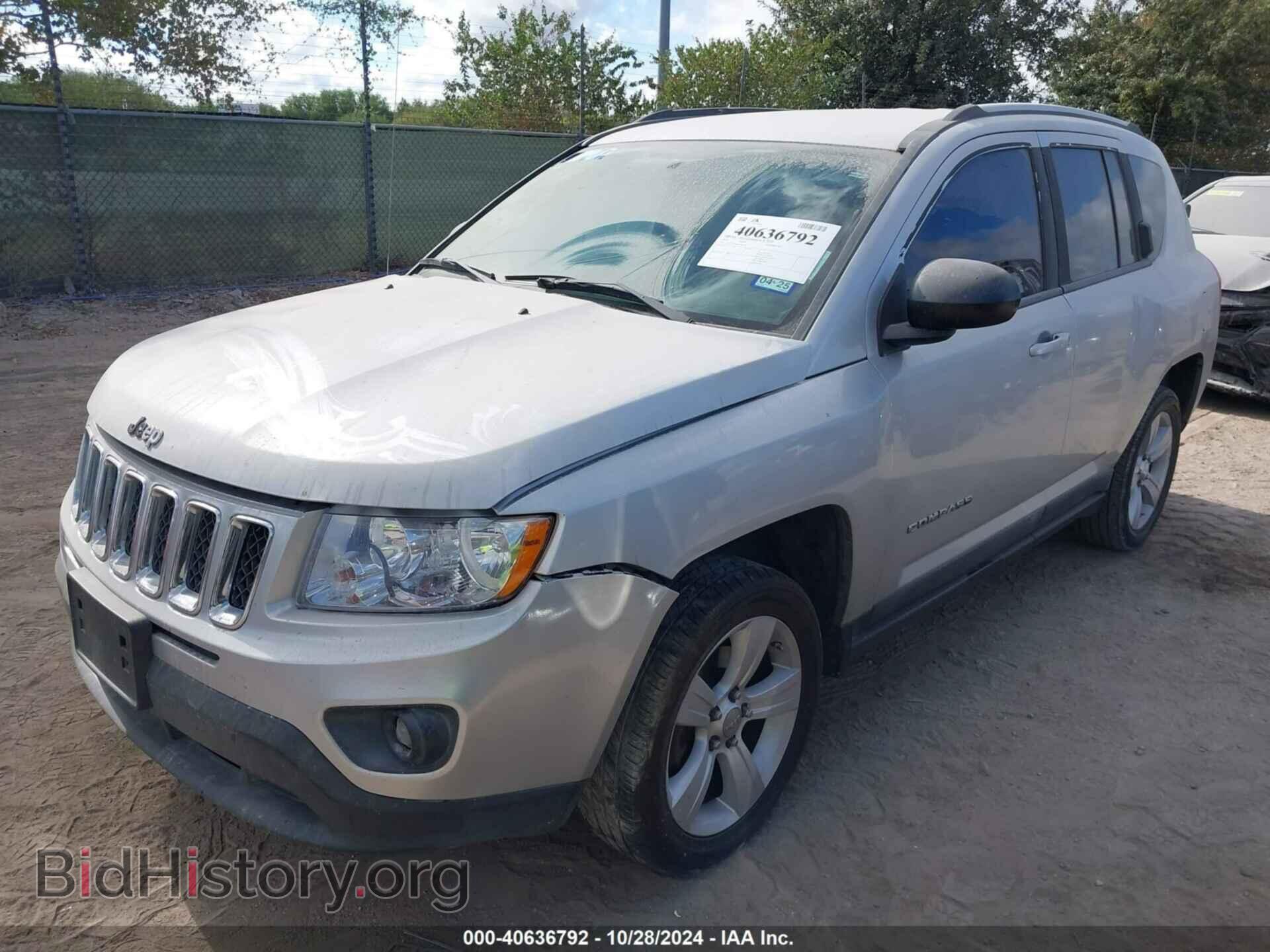 2011 JEEP COMPASS - VIN: 1J4NT1FB8BD260938 - Photo 2