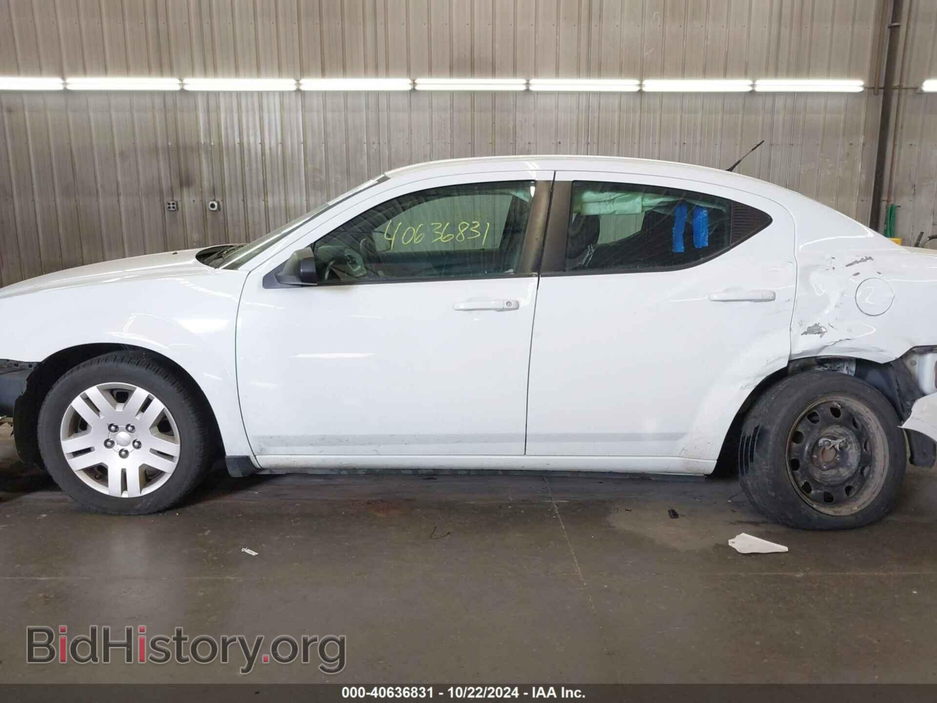 2011 DODGE AVENGER - VIN: 1B3BD4FB2BN563216 - Фото 14