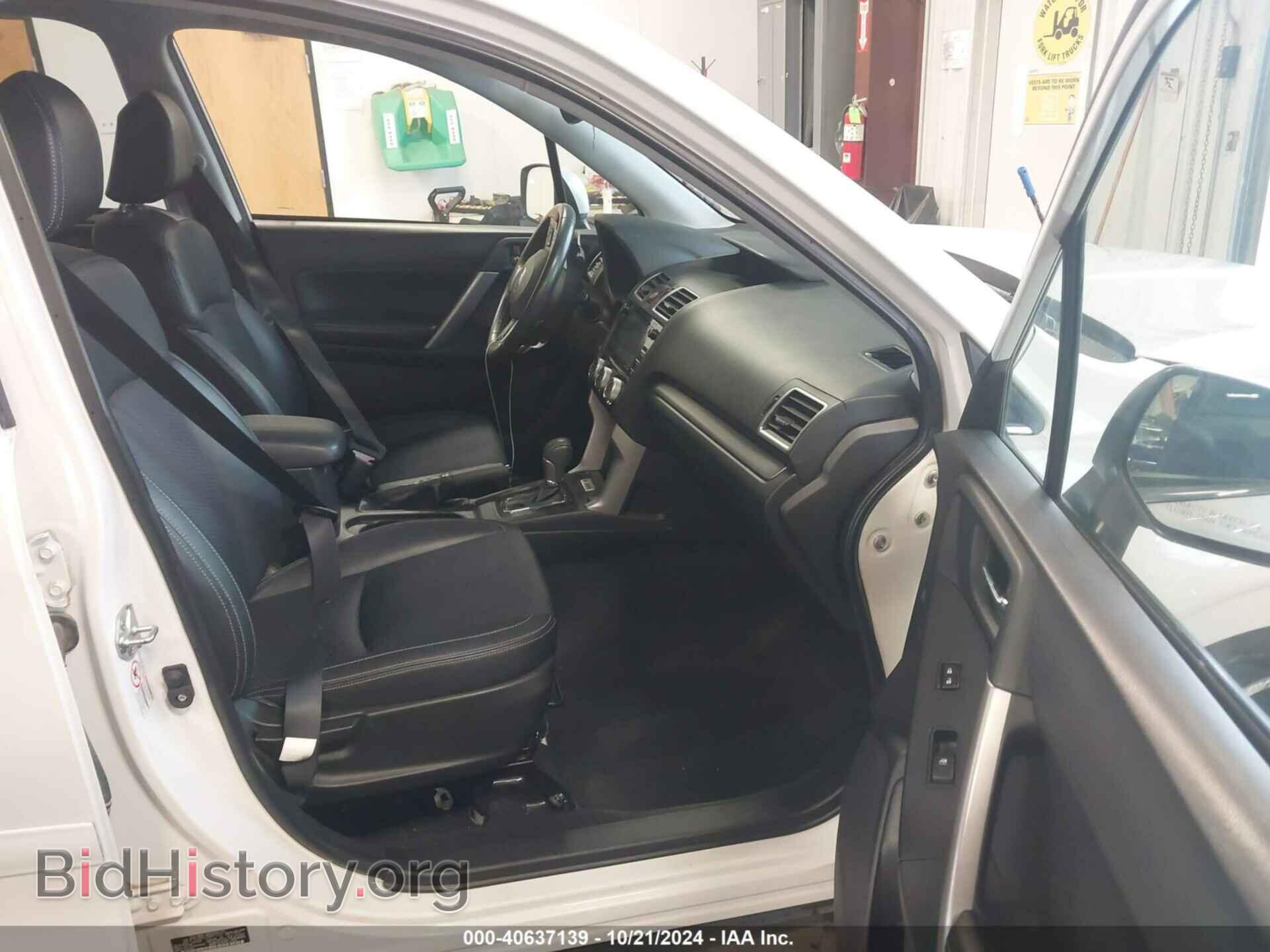 2016 SUBARU FORESTER - VIN: JF2SJGDC2GH477321 - Фото 5