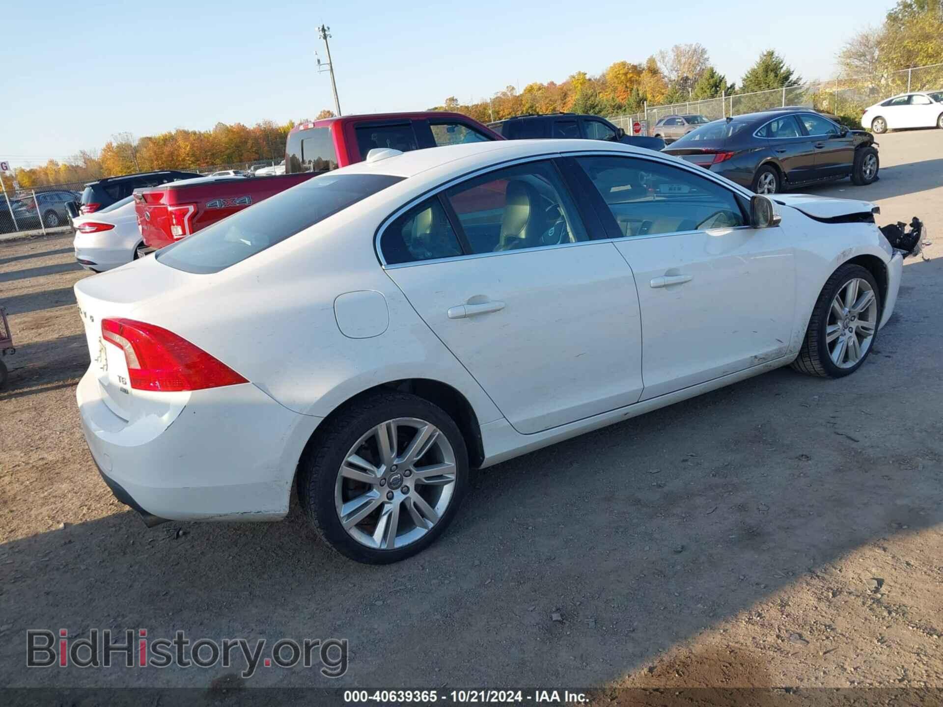 2011 VOLVO S60 - VIN: YV1902FH4B2014615 - Фото 4