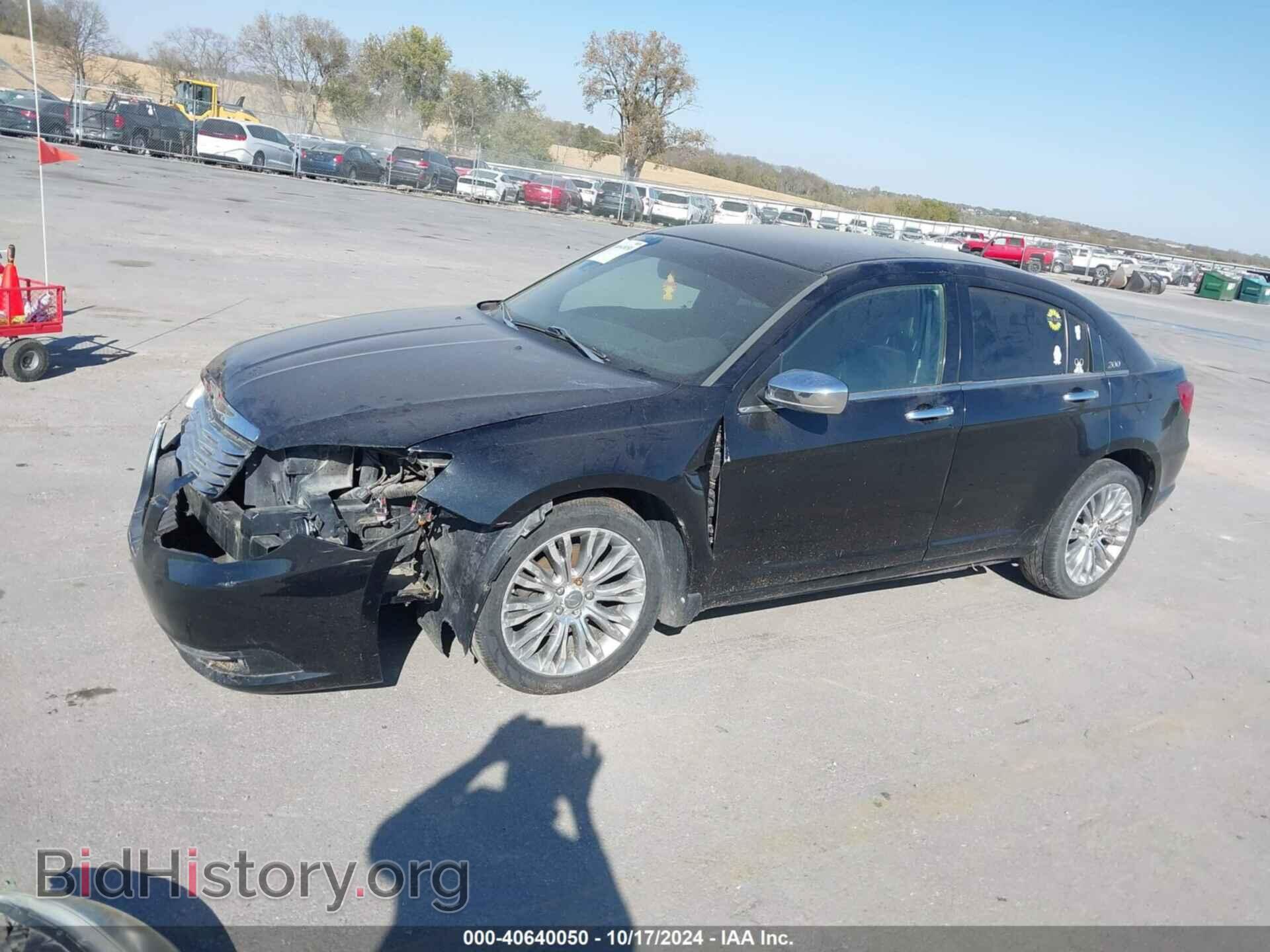 2011 CHRYSLER 200 - VIN: 1C3BC2FG7BN518018 - Фото 2