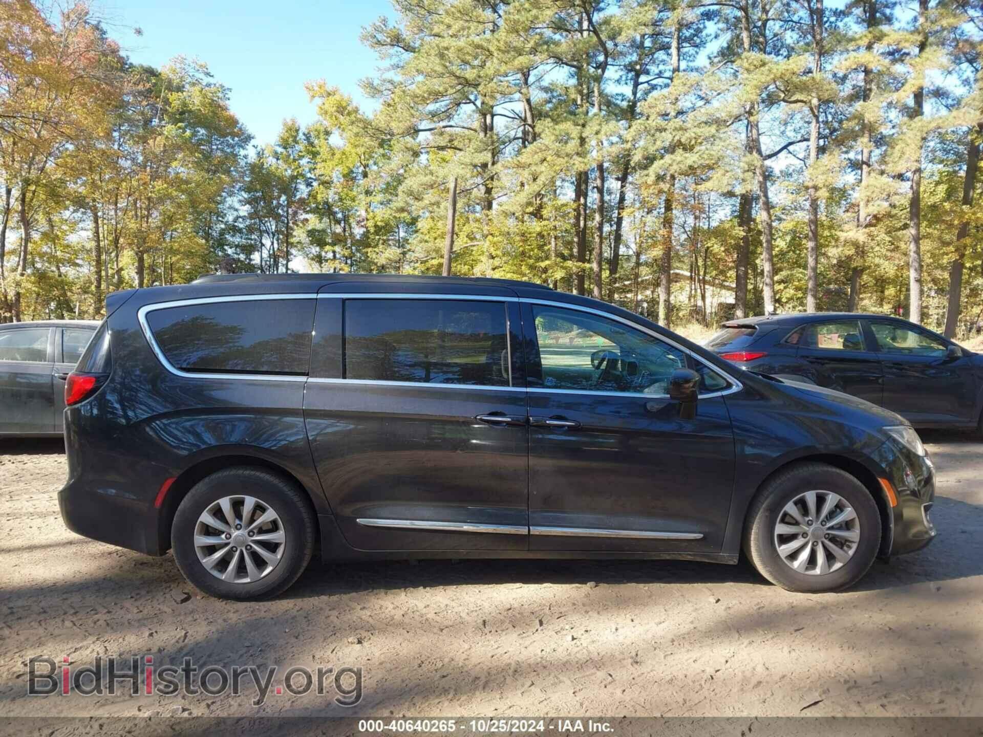 2017 CHRYSLER PACIFICA - VIN: 2C4RC1BG8HR788025 - Photo 13