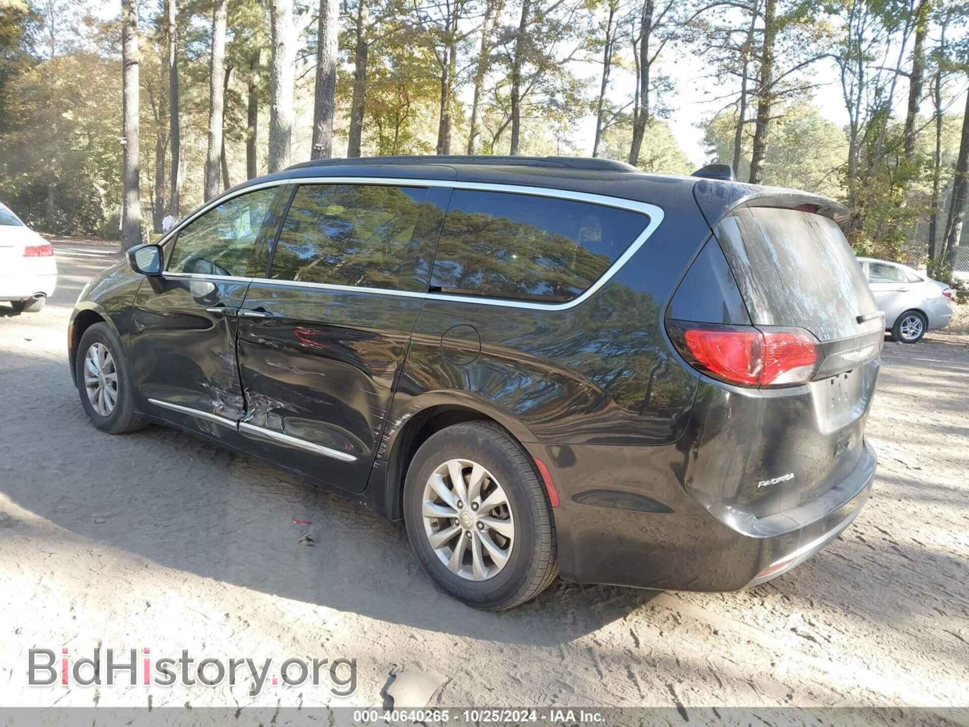 2017 CHRYSLER PACIFICA - VIN: 2C4RC1BG8HR788025 - Photo 3