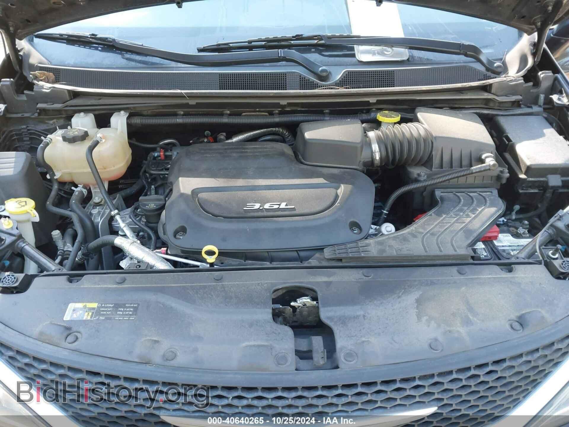 2017 CHRYSLER PACIFICA - VIN: 2C4RC1BG8HR788025 - Photo 10