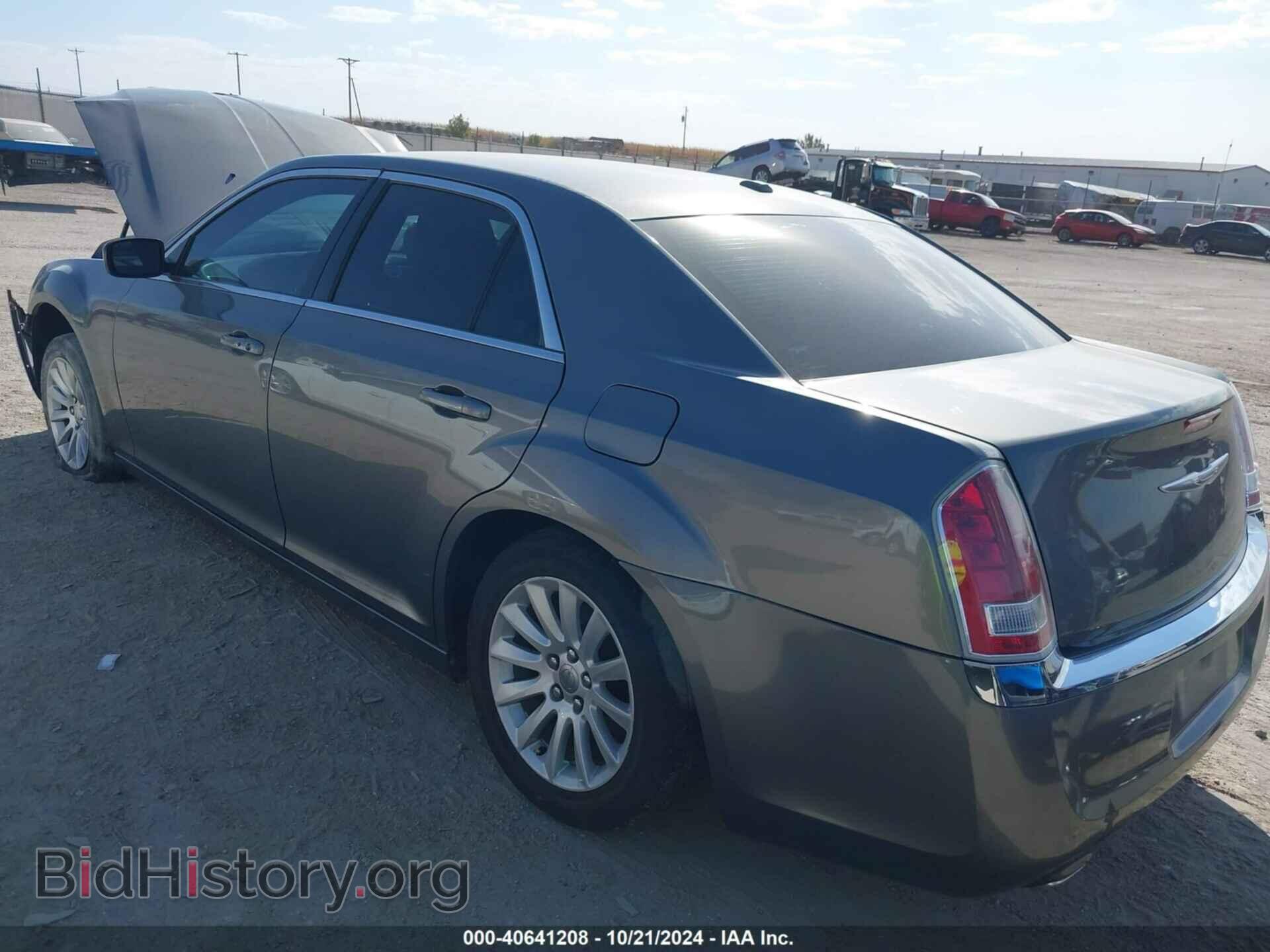 2011 CHRYSLER 300 - VIN: 2C3CA4CG0BH519188 - Фото 3