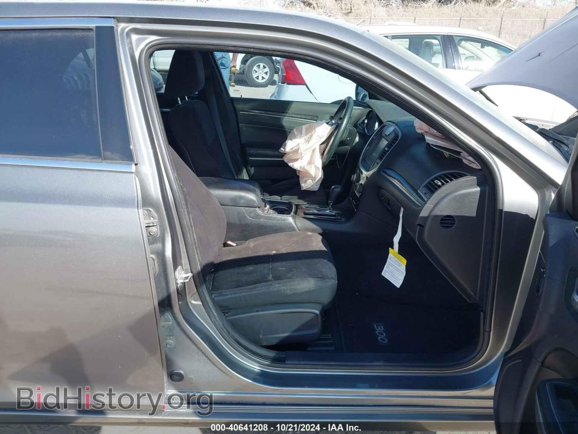 2011 CHRYSLER 300 - VIN: 2C3CA4CG0BH519188 - Фото 5