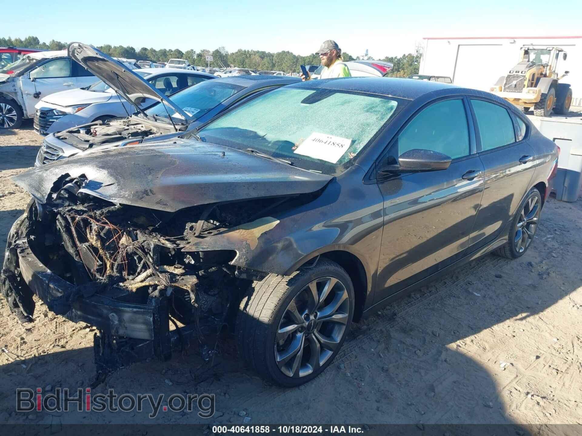 2015 CHRYSLER 200 - VIN: 1C3CCCBB2FN532080 - Фото 2