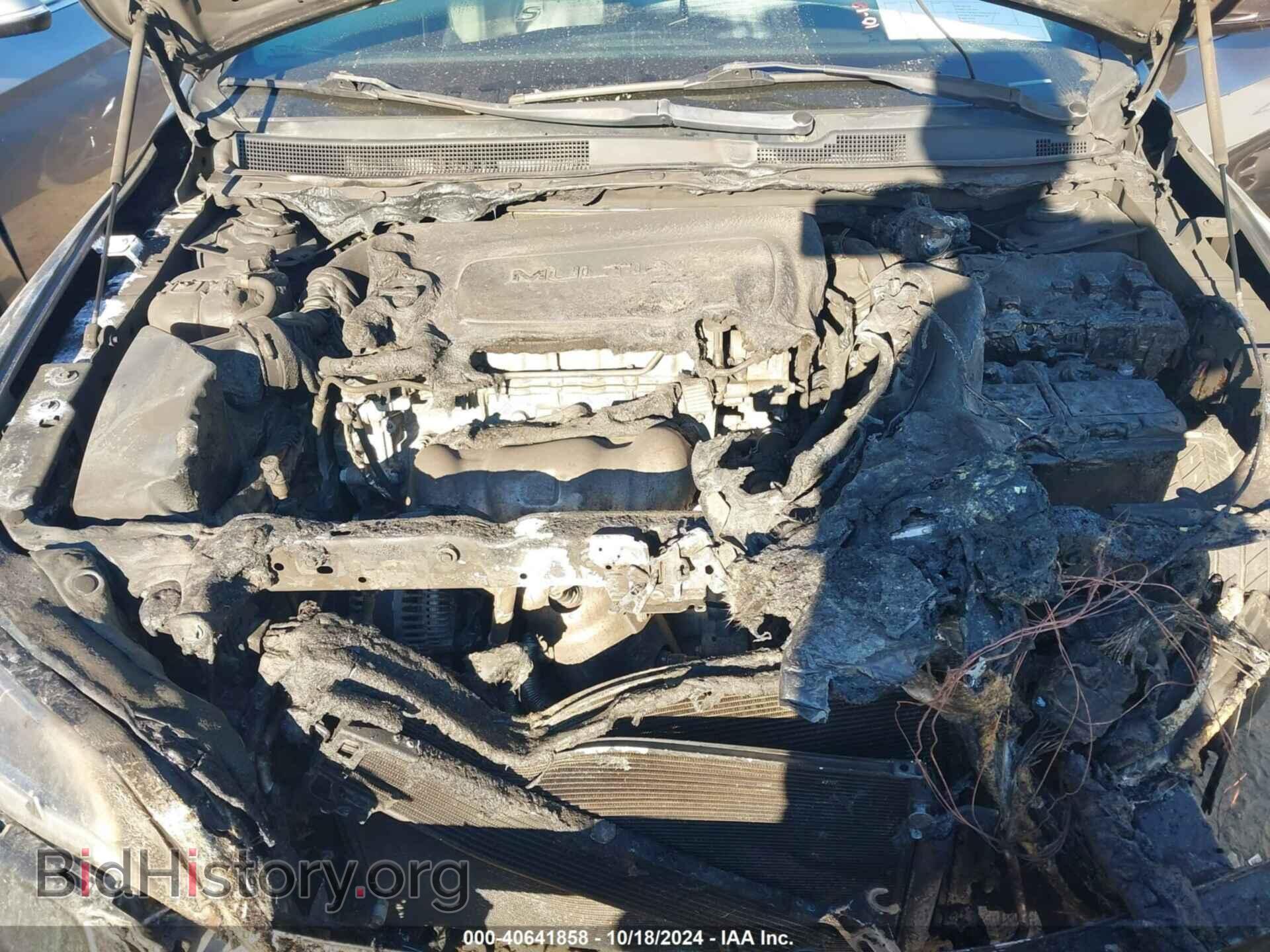 2015 CHRYSLER 200 - VIN: 1C3CCCBB2FN532080 - Фото 10