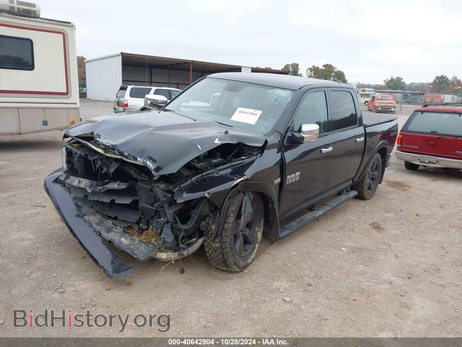 2018 RAM 1500 - VIN: 1C6RR7LT3JS145509 - Photo 2