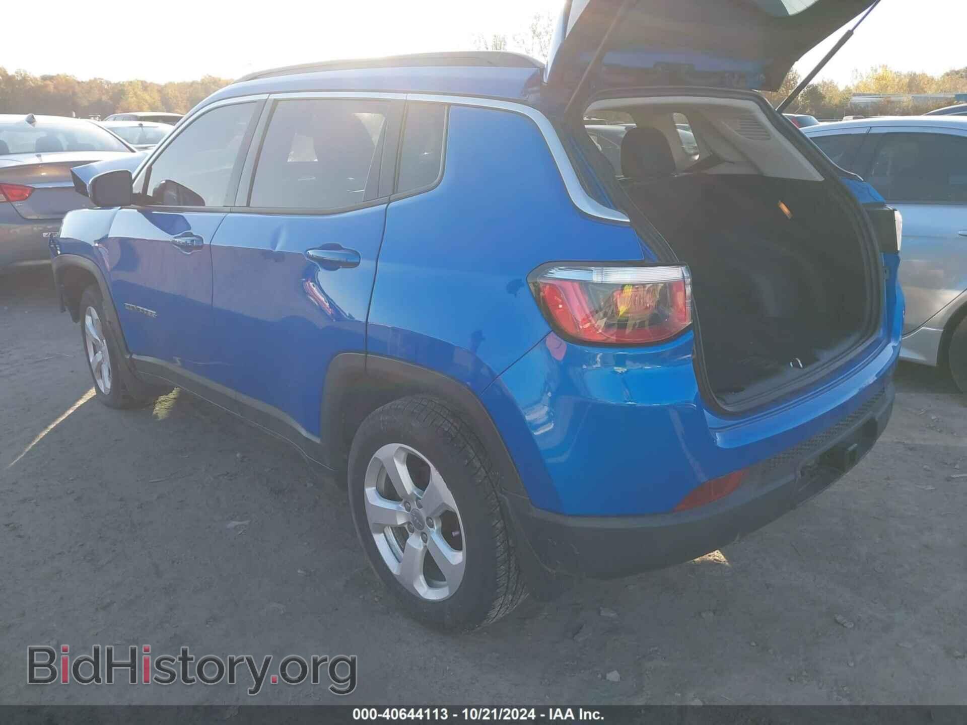 2018 JEEP COMPASS - VIN: 3C4NJDBB6JT142415 - Фото 3