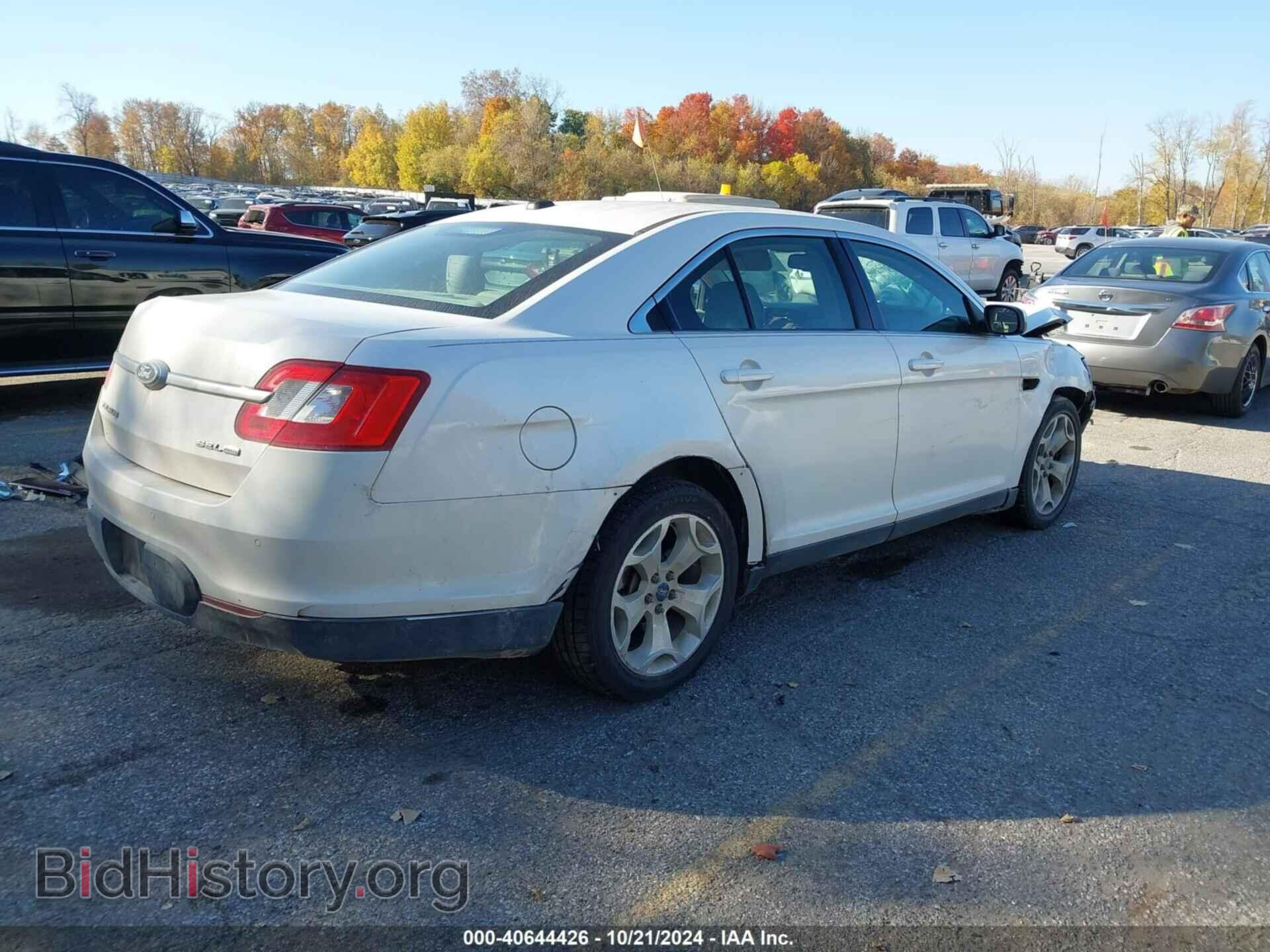 2010 FORD TAURUS - VIN: 1FAHP2HWXAG139957 - Фото 4