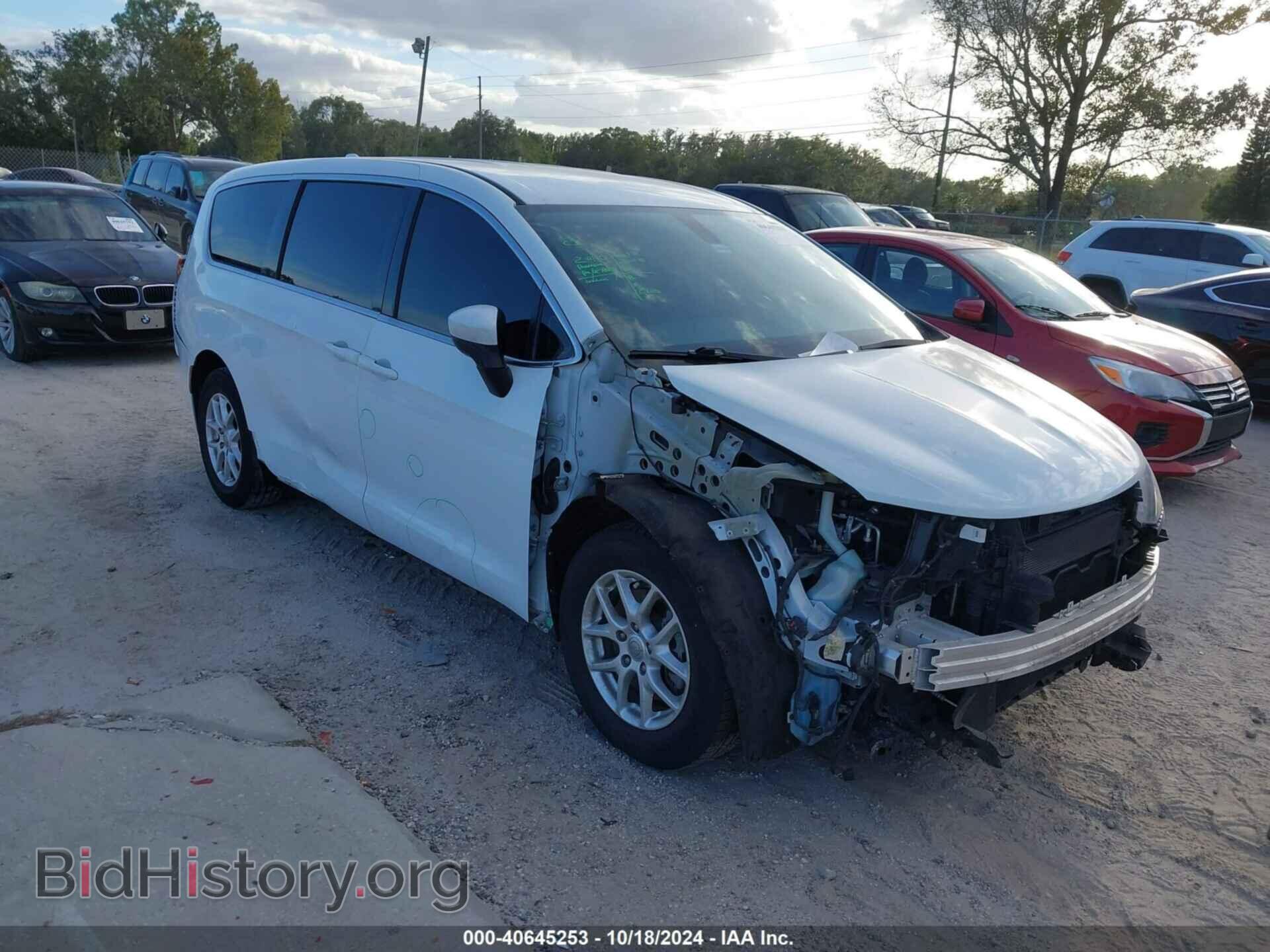 Фотография 2C4RC1CG5HR677947 - CHRYSLER PACIFICA 2017