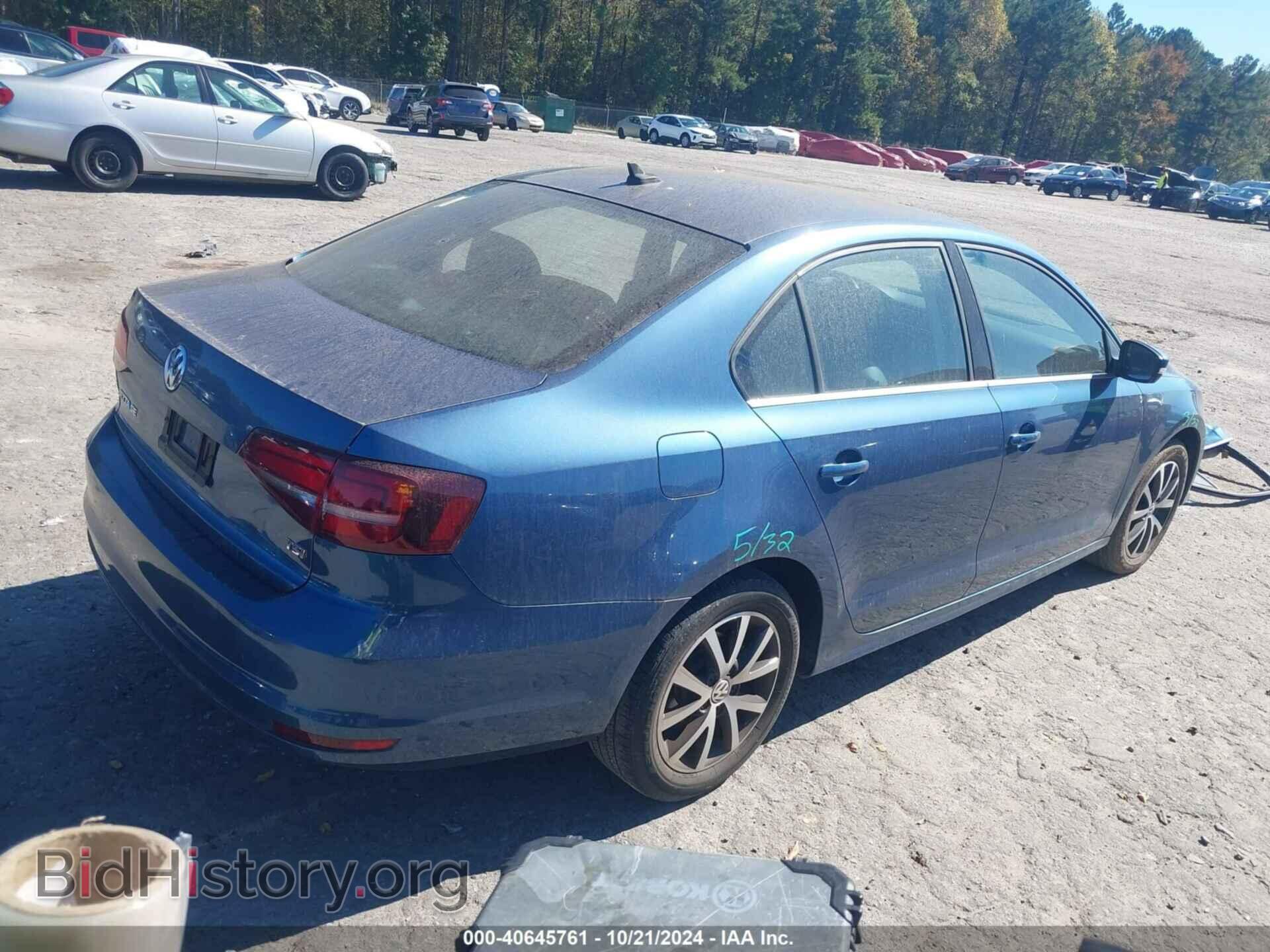 2017 VOLKSWAGEN JETTA - VIN: 3VWDB7AJ3HM262869 - Фото 4
