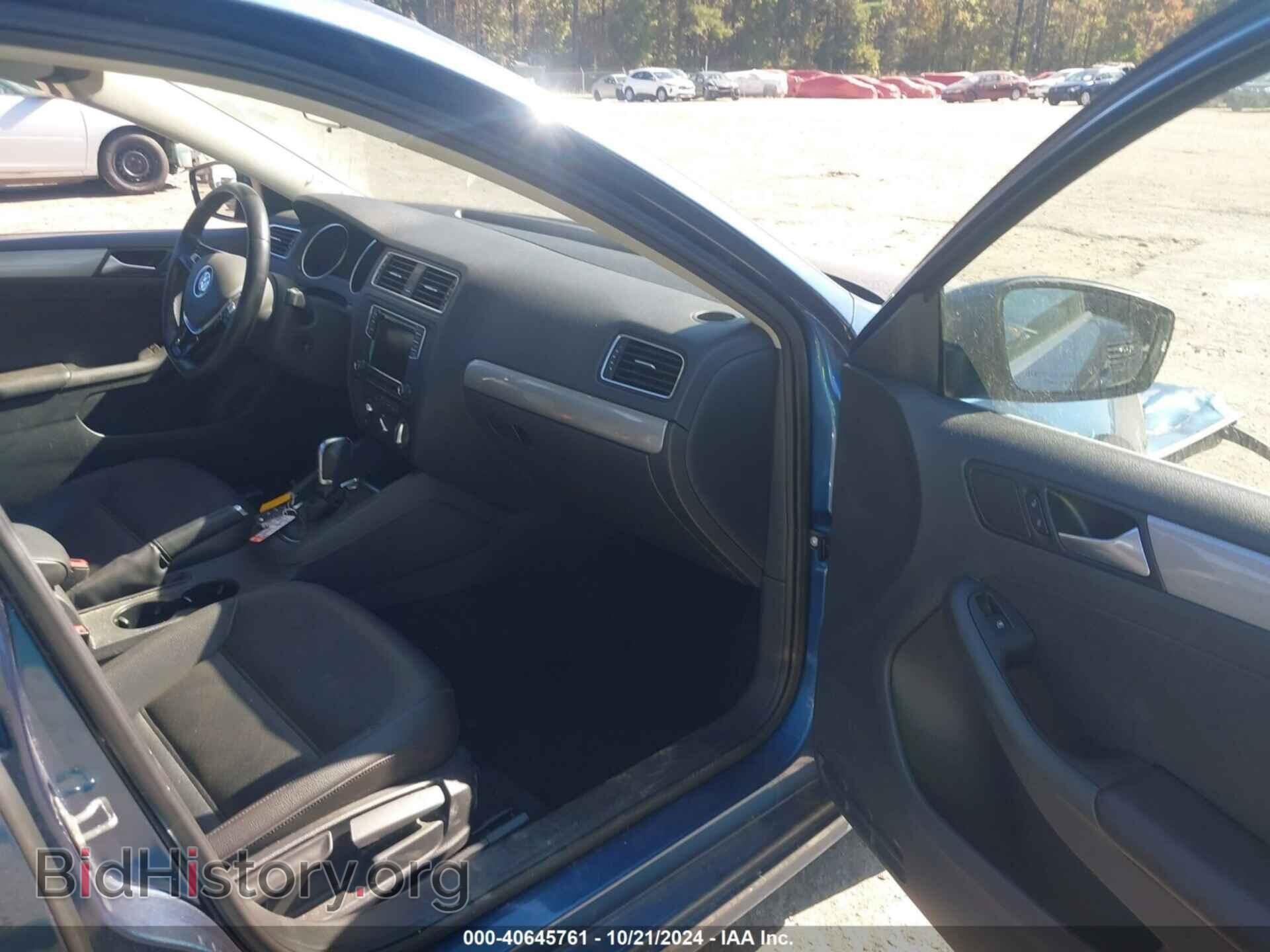 2017 VOLKSWAGEN JETTA - VIN: 3VWDB7AJ3HM262869 - Фото 5