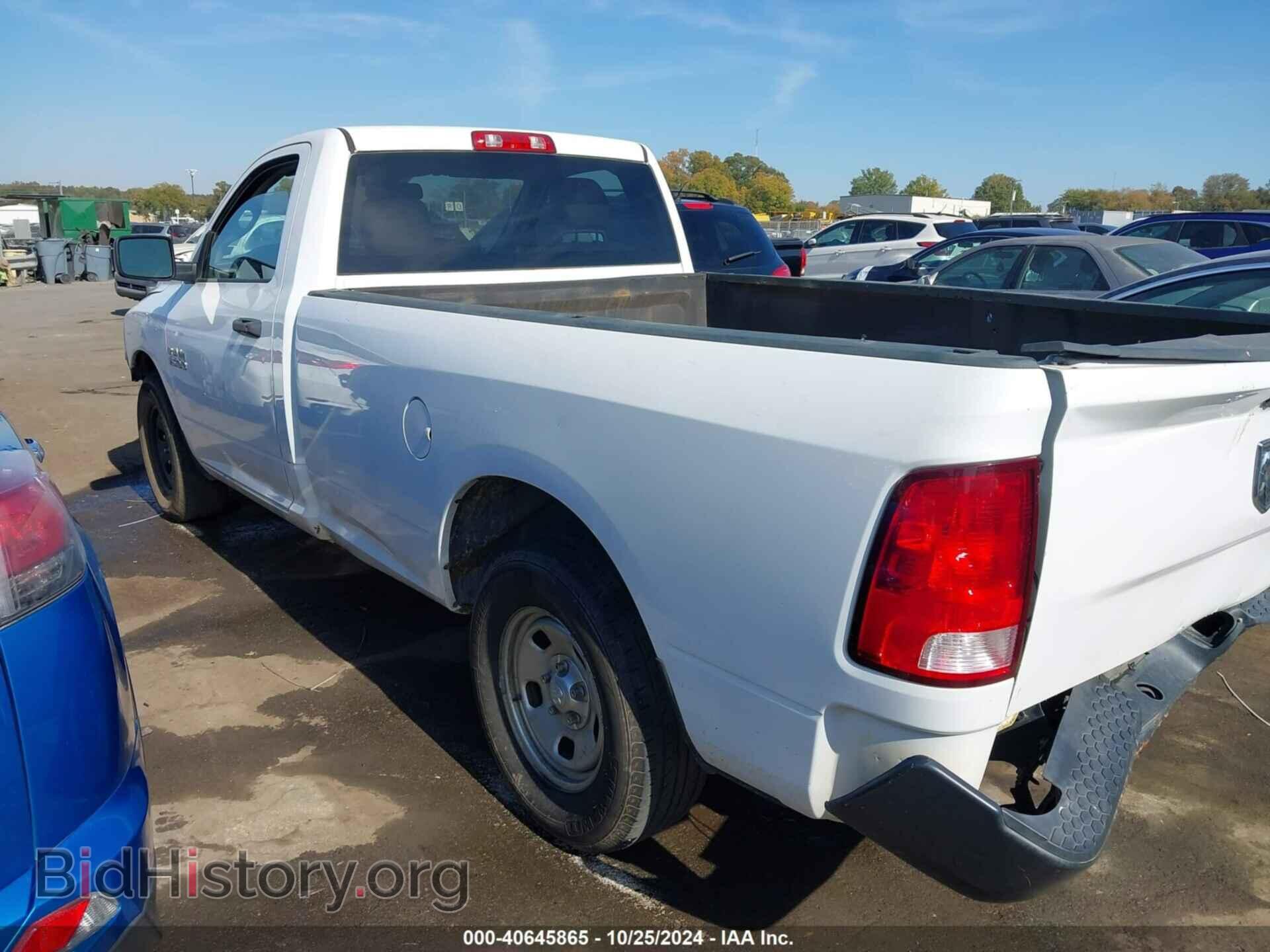 2018 RAM 1500 - VIN: 3C6JR6DG2JG244712 - Фото 3