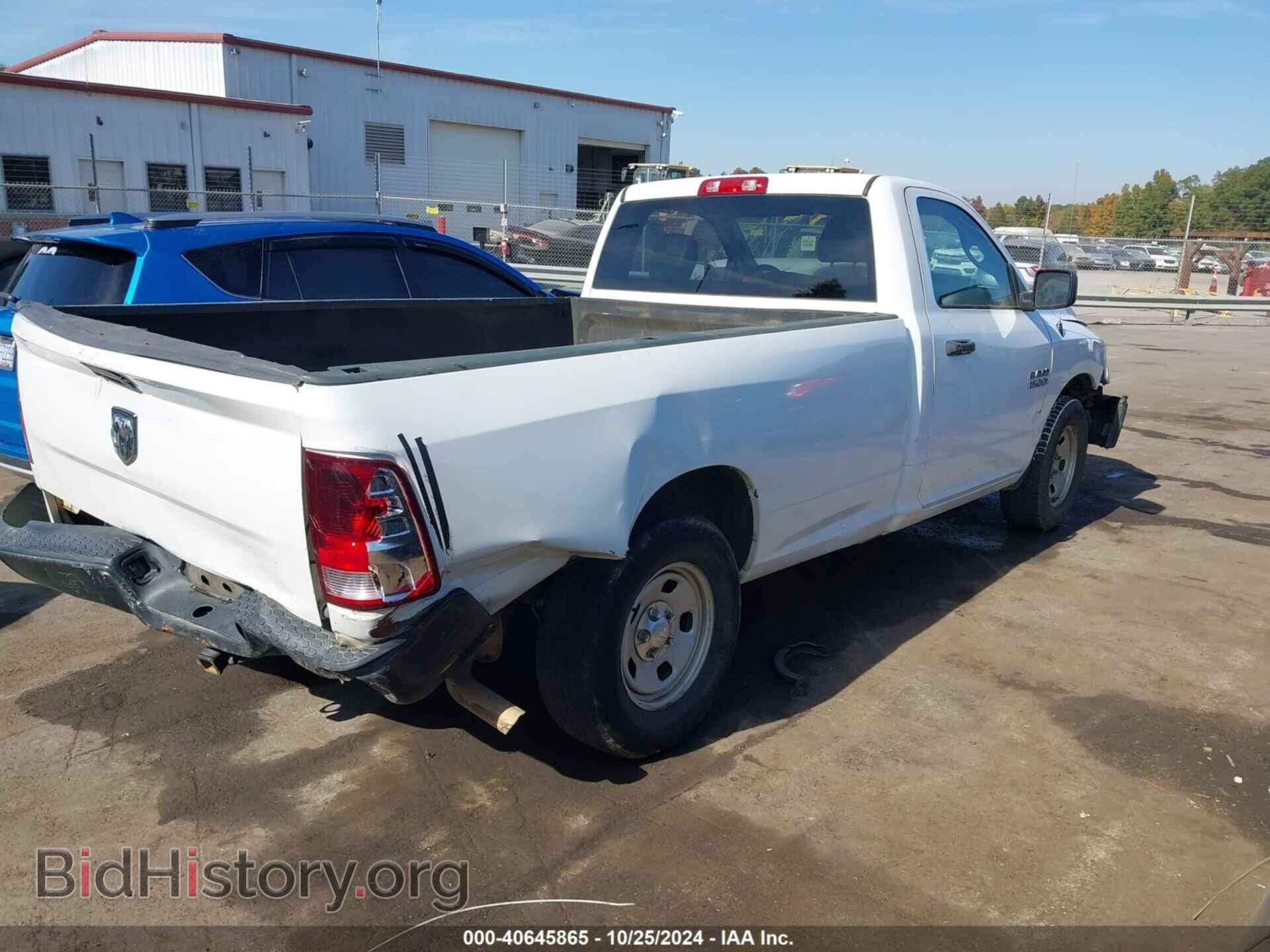 2018 RAM 1500 - VIN: 3C6JR6DG2JG244712 - Фото 4