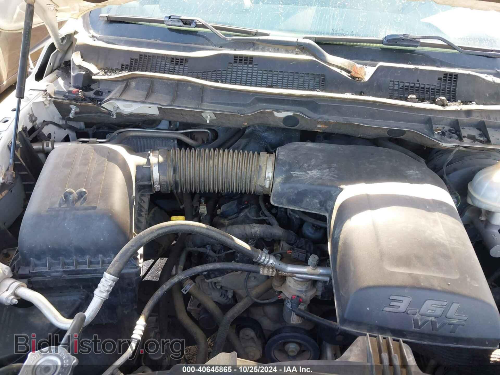 2018 RAM 1500 - VIN: 3C6JR6DG2JG244712 - Фото 10