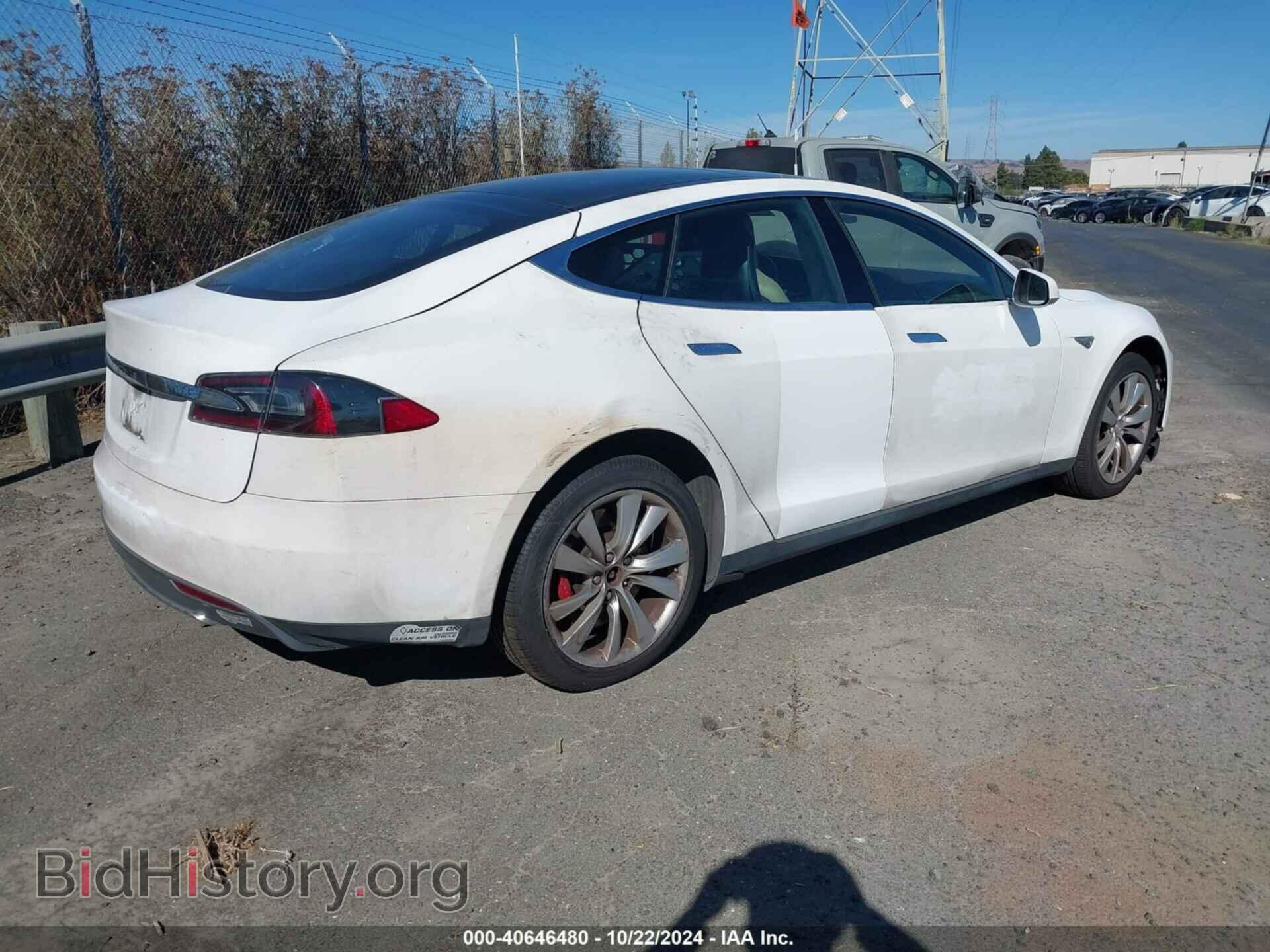 2015 TESLA MODEL S - VIN: 5YJSA1H2XFFP73523 - Photo 4